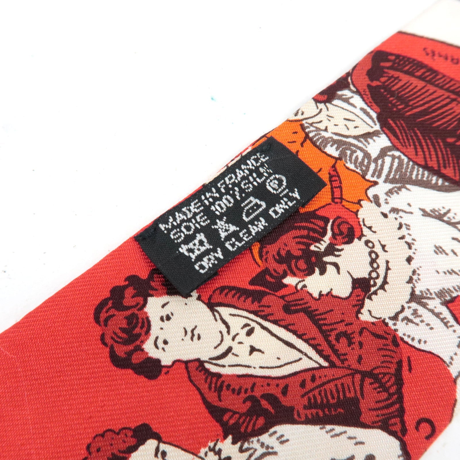 HERMES Twilly Scarf JEU DES ET DAMES OMNIBUS BLANCHES 100% Silk Red