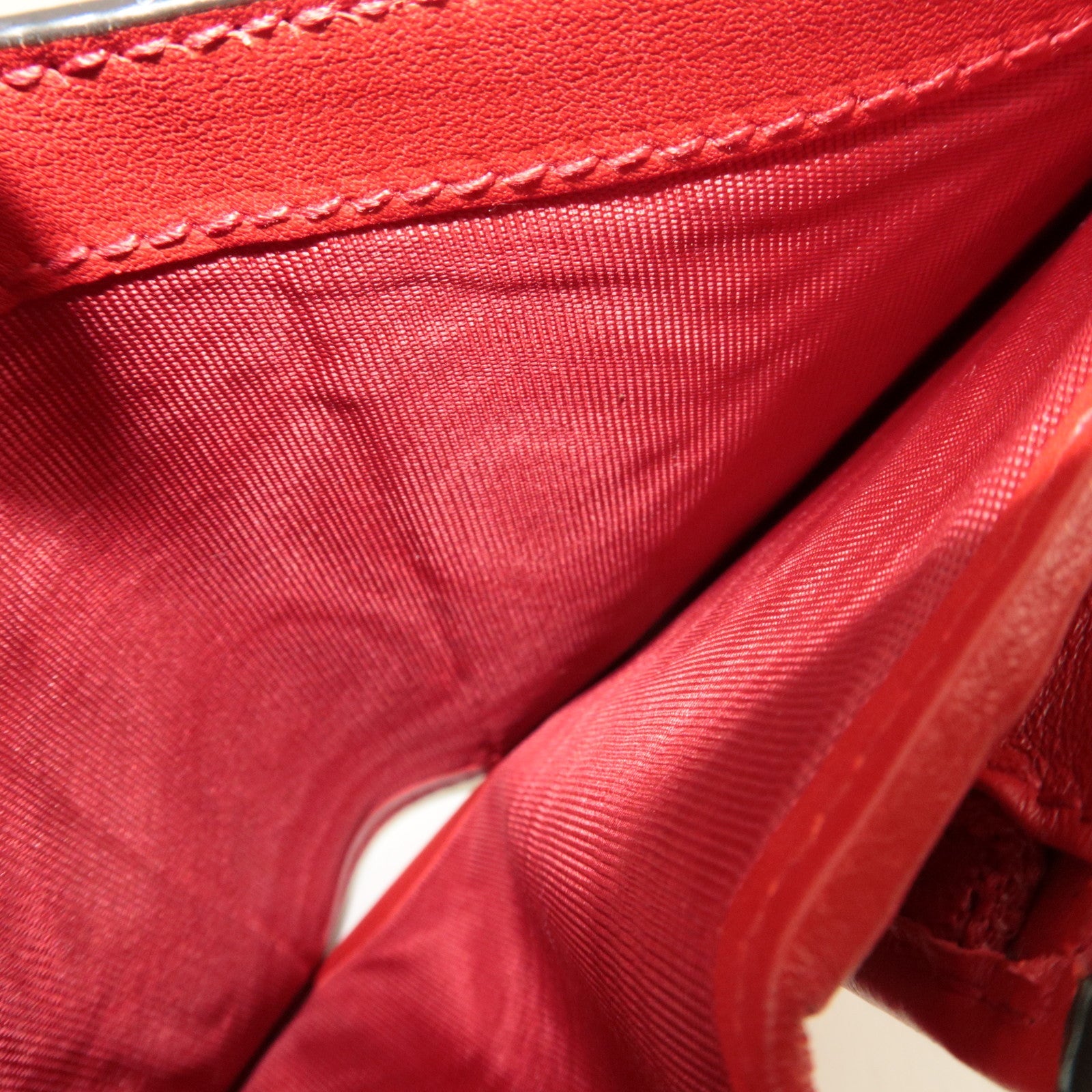 GUCCI GG Apple Bifold Wallet GG Supreme Beige Red 624641