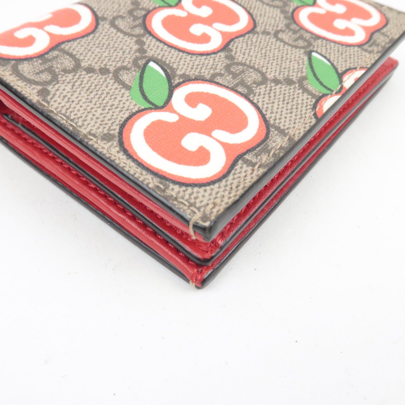 GUCCI GG Apple Bifold Wallet GG Supreme Beige Red 624641
