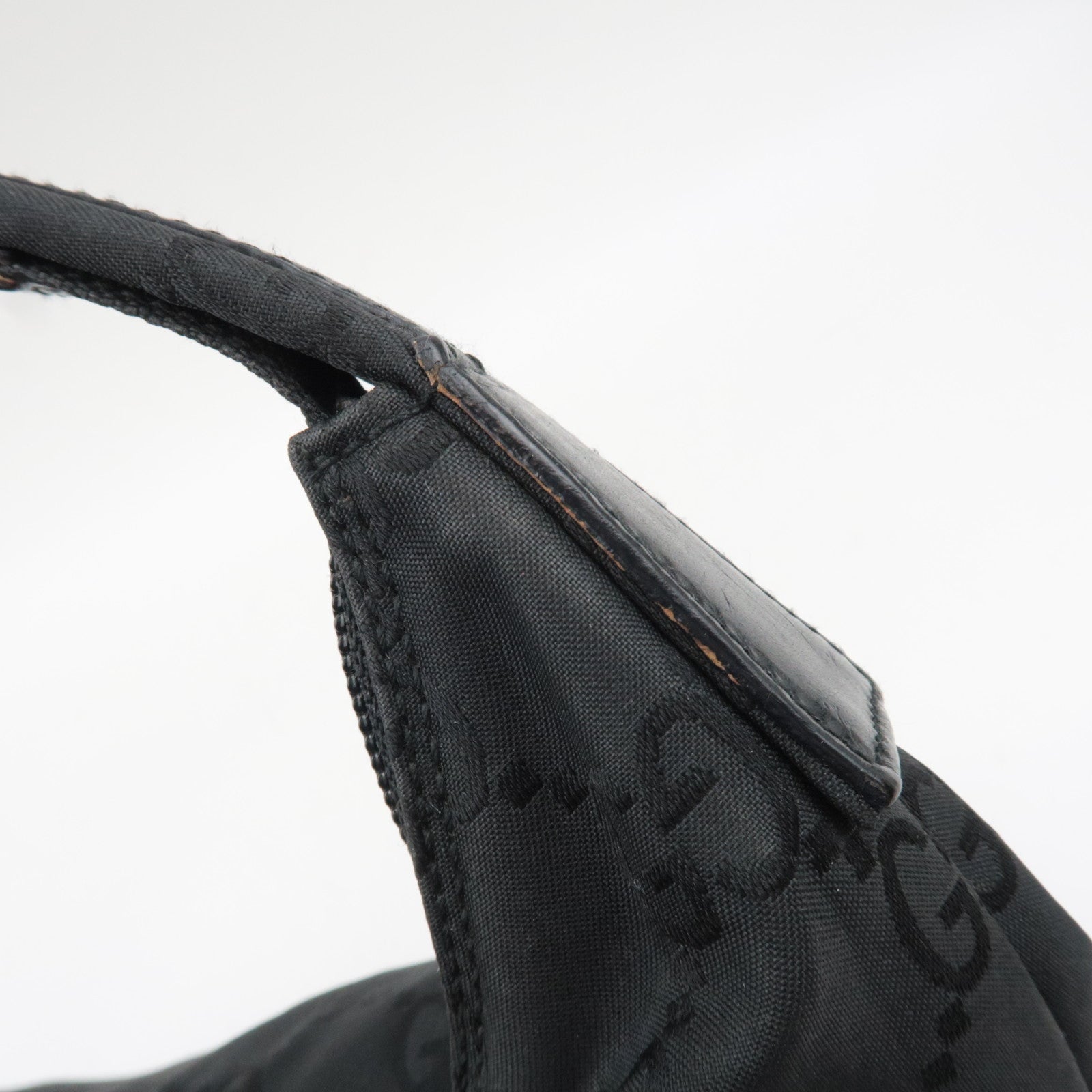 GUCCI GG Nylon Leather Shoulder Bag Black