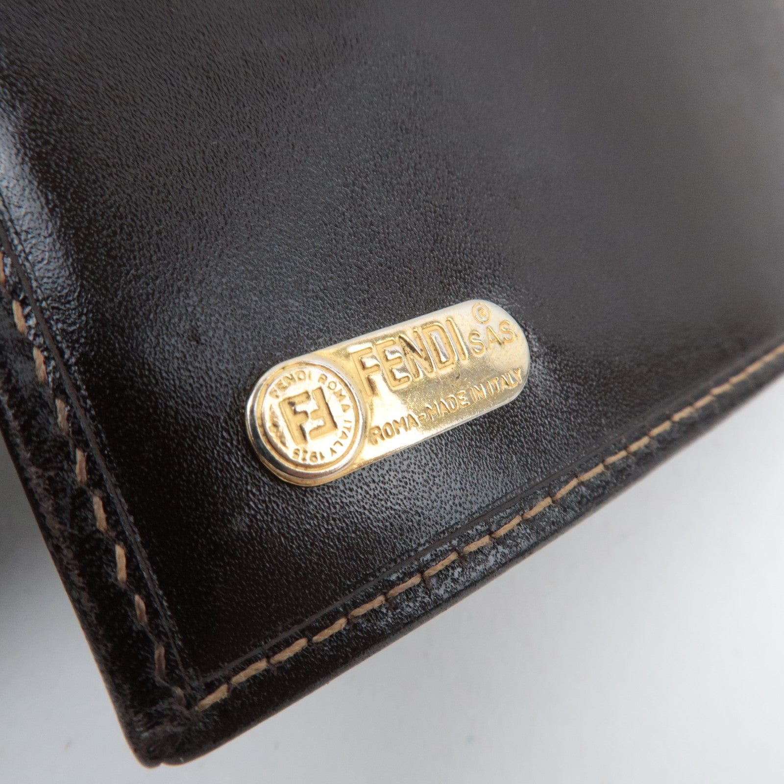 FENDI Zucca Kiss Lock Canvas Leather Bifold Wallet Brown Black 30782