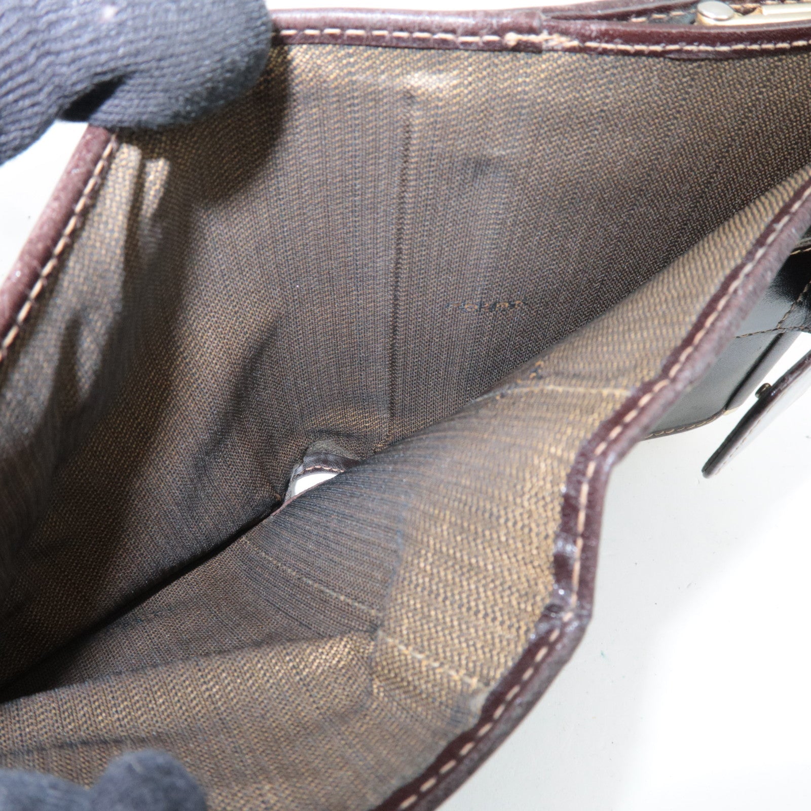 FENDI Zucca Kiss Lock Canvas Leather Bifold Wallet Brown Black 30782