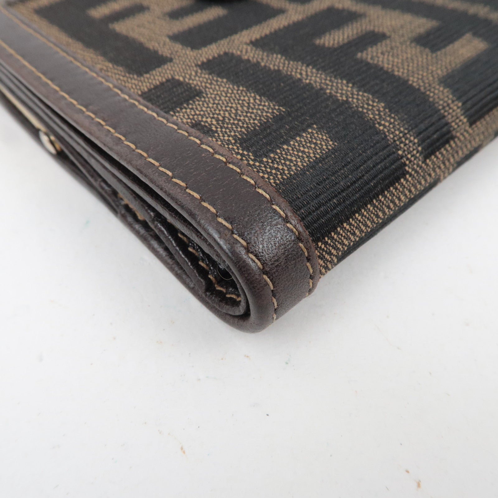 FENDI Zucca Kiss Lock Canvas Leather Bifold Wallet Brown Black 30782