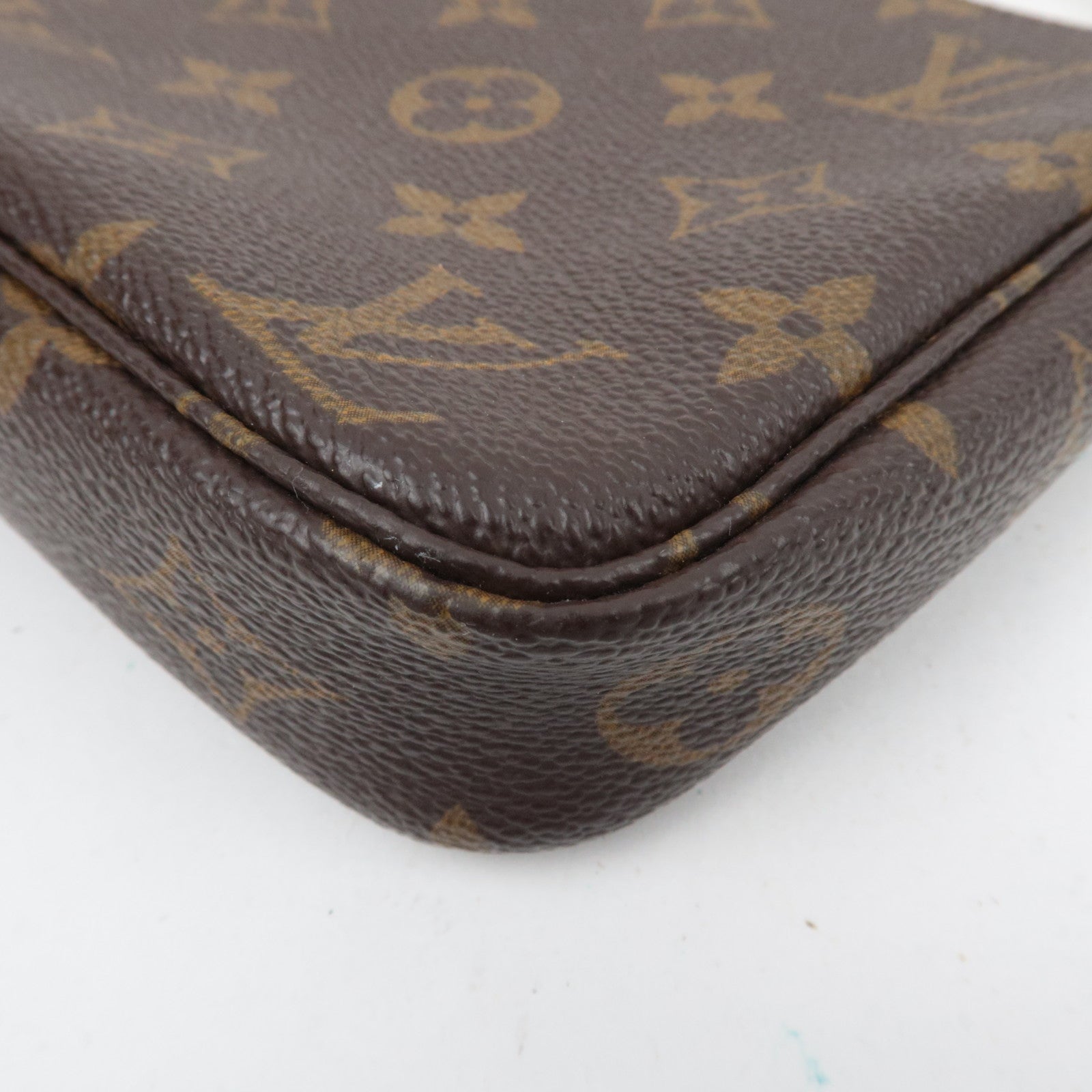 Louis Vuitton Monogram Pochette Accessoires Handbag M51980 AR0060