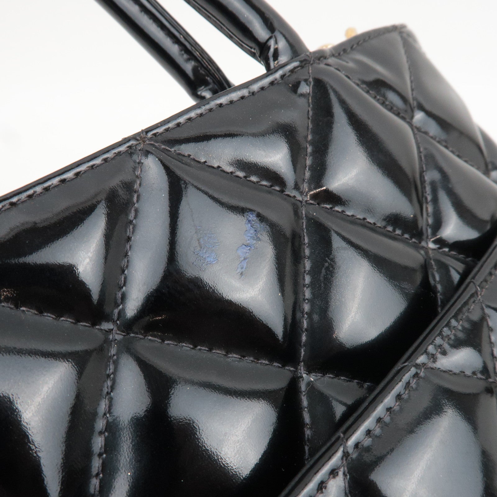 CHANEL Matelasse Patent Medallion Tote Bag Black A01804 7672867 *G card