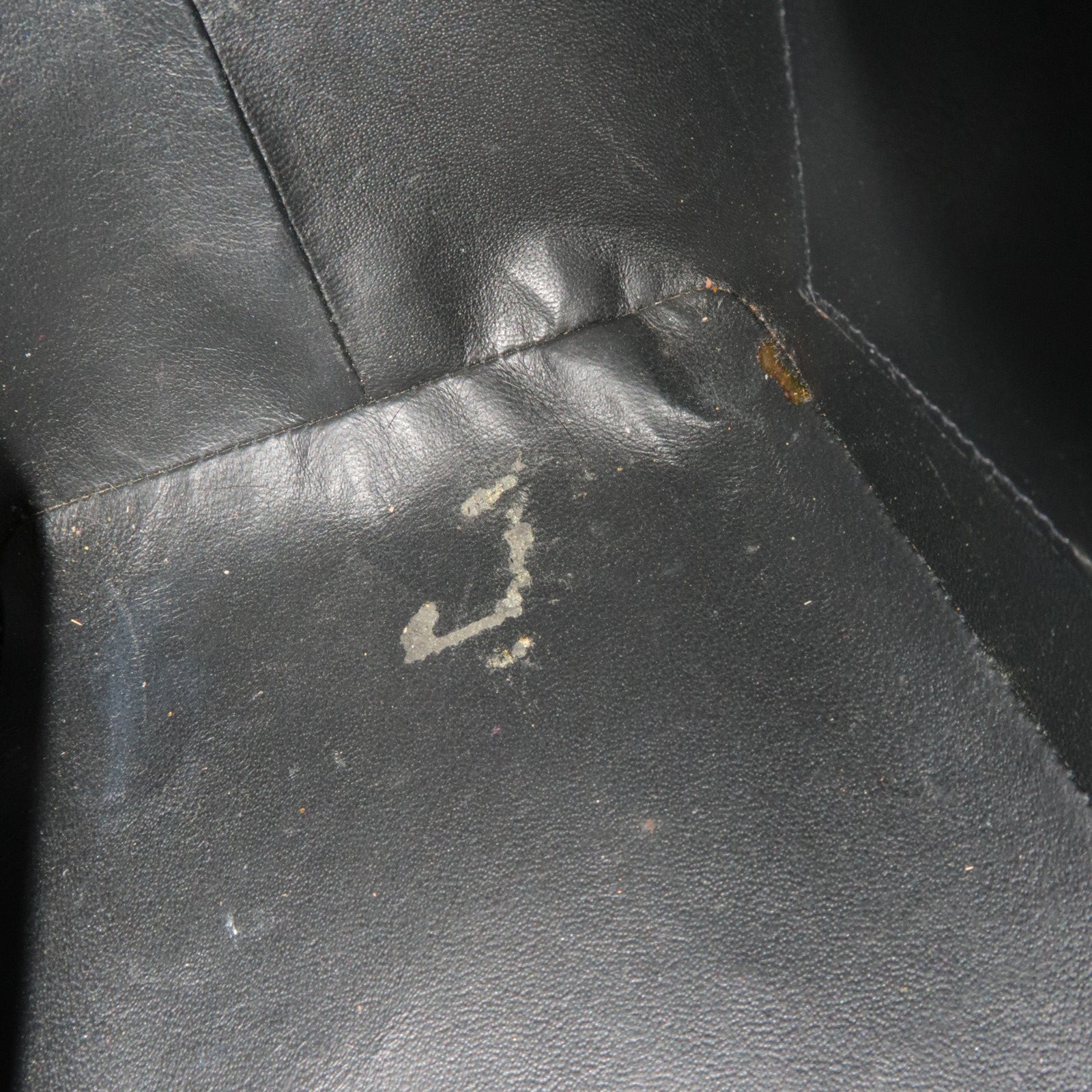 CHANEL Matelasse Patent Medallion Tote Bag Black A01804 7672867 *G card