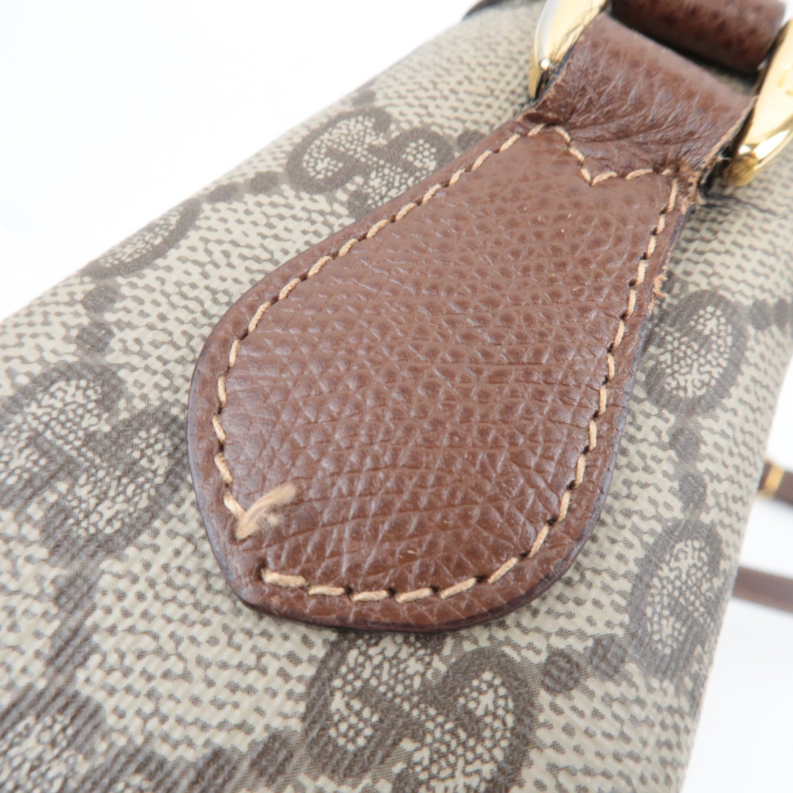 GUCCI Sherry Shoulder Bag GG Supreme Leather Beige 001.113.6472