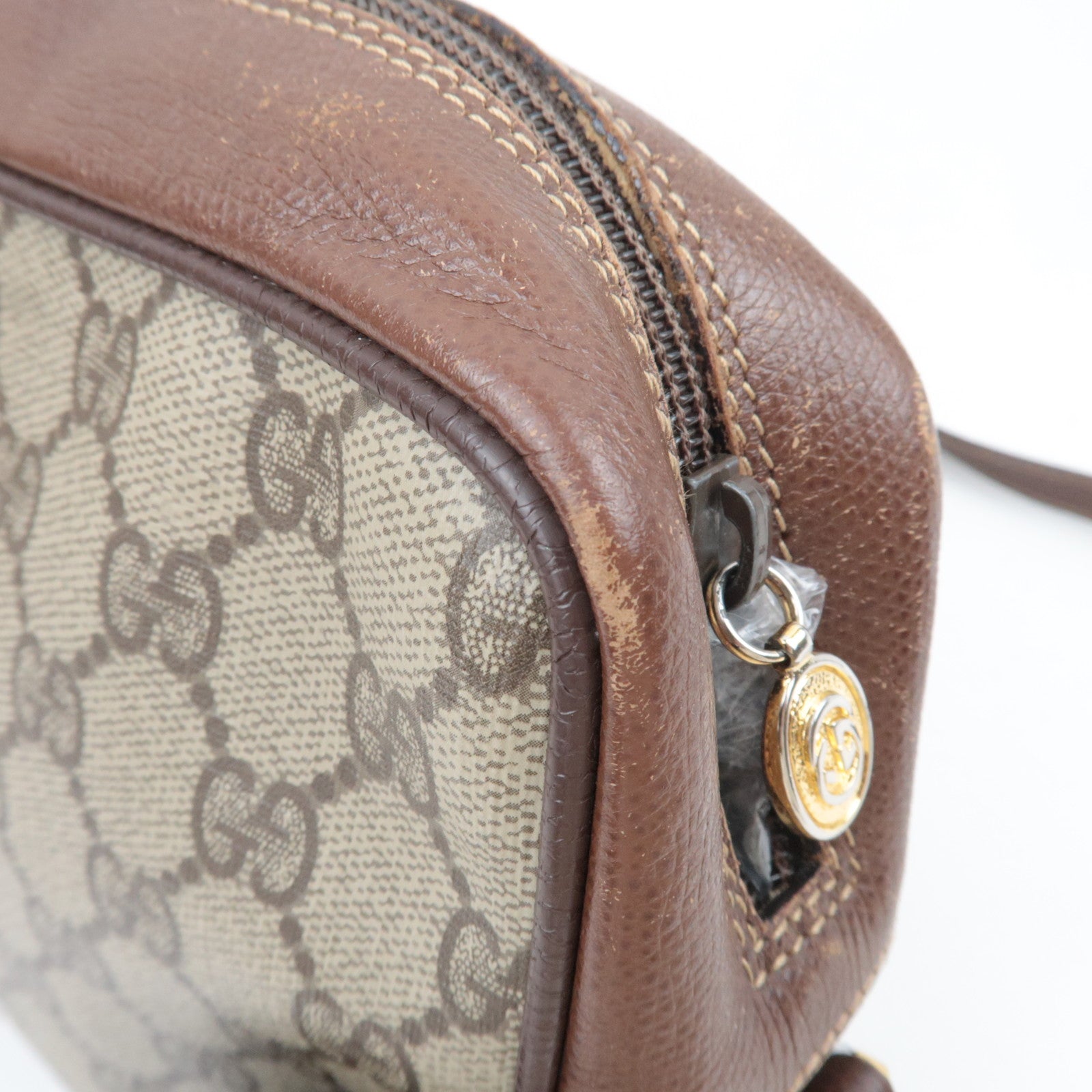 GUCCI Sherry Shoulder Bag GG Supreme Leather Beige 001.113.6472