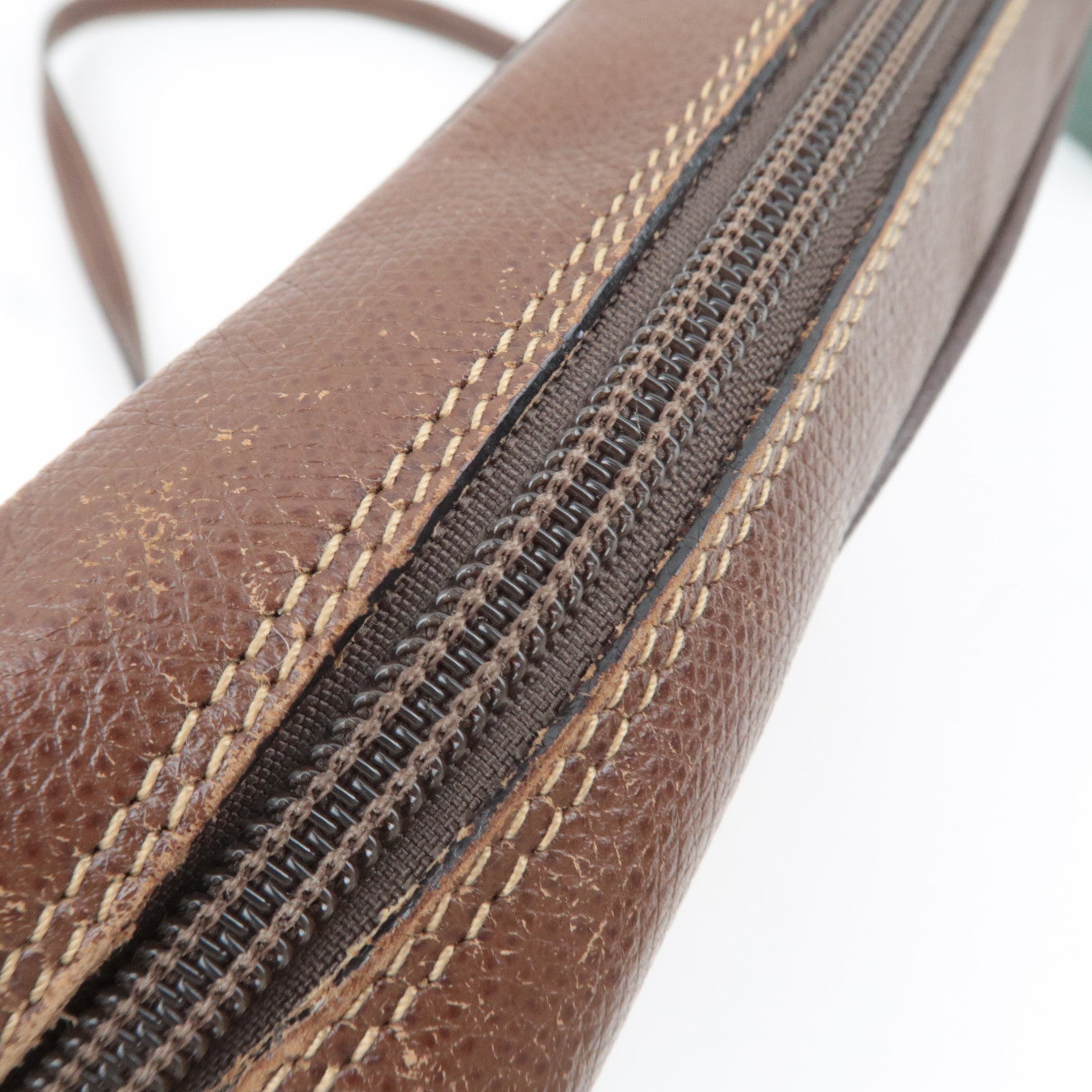 GUCCI Sherry Shoulder Bag GG Supreme Leather Beige 001.113.6472