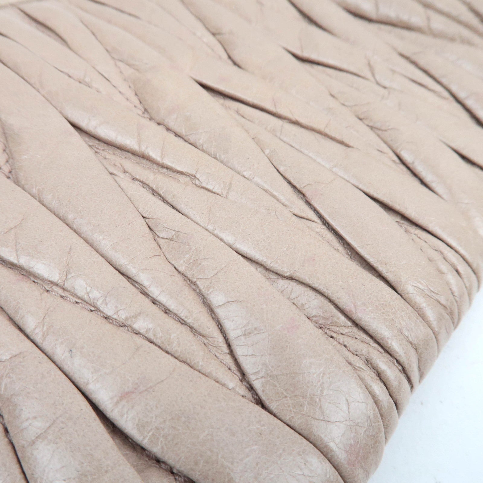 MIU MIU Matelasse Leather Clutch Bag Beige 5N1455 *G card