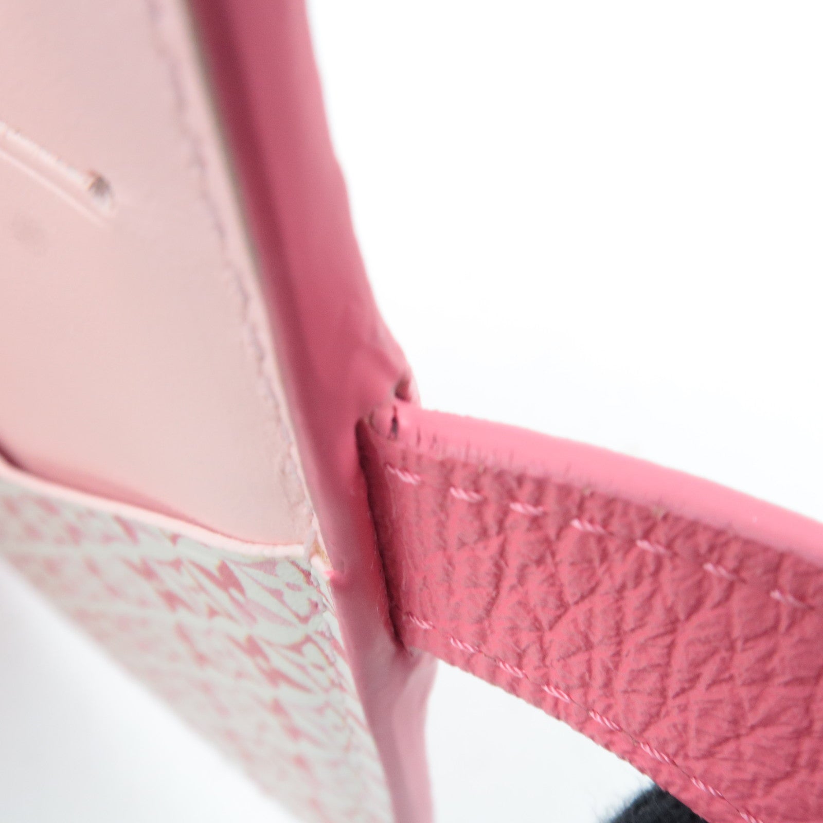 Louis Vuitton Vertical Compact Wallet Taurillon Leather Fuchsia M82461 *Box, Dust bag