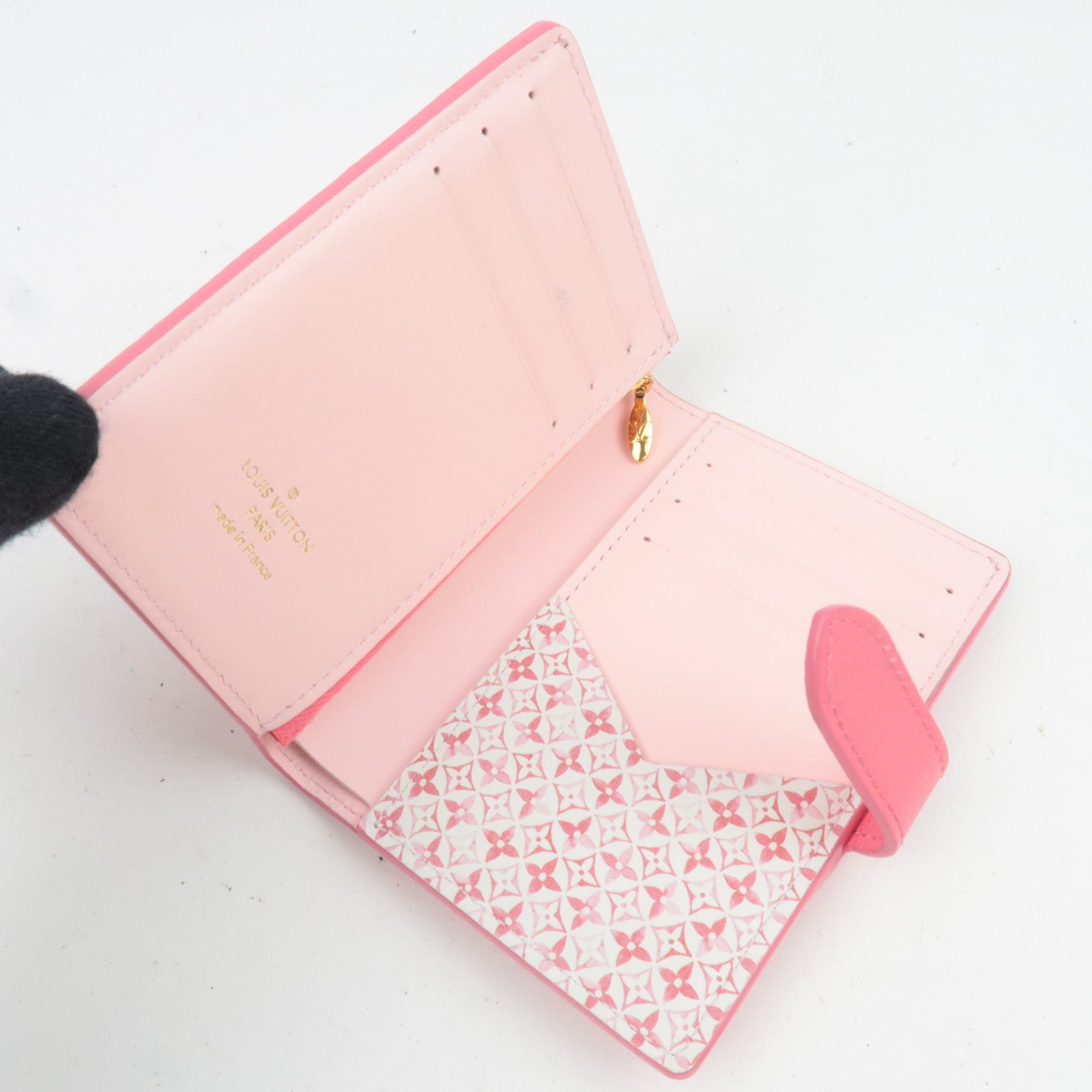 Louis Vuitton Vertical Compact Wallet Taurillon Leather Fuchsia M82461 *Box, Dust bag