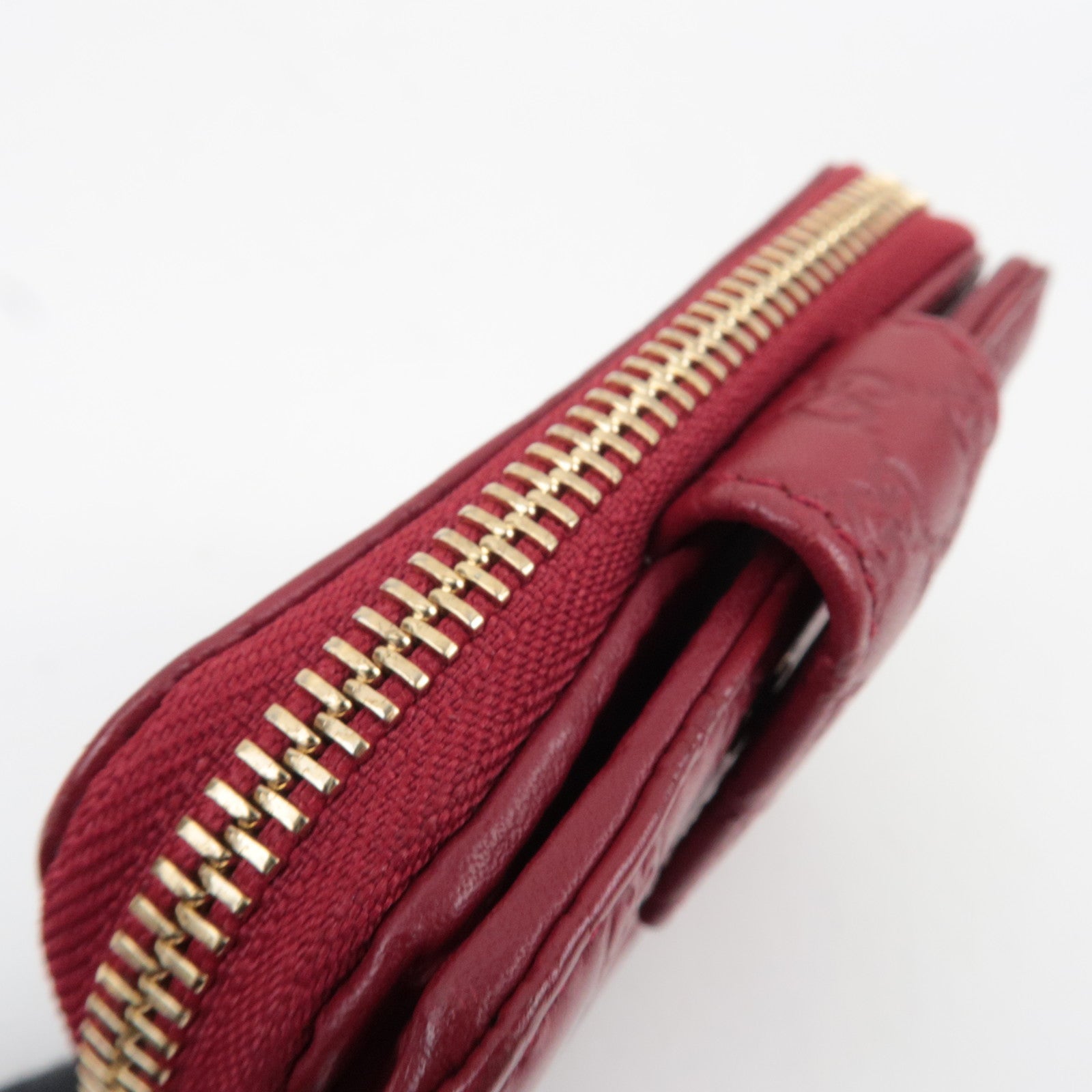 GUCCI Micro Guccissima Leather Zip-Around Wallet Red 449395