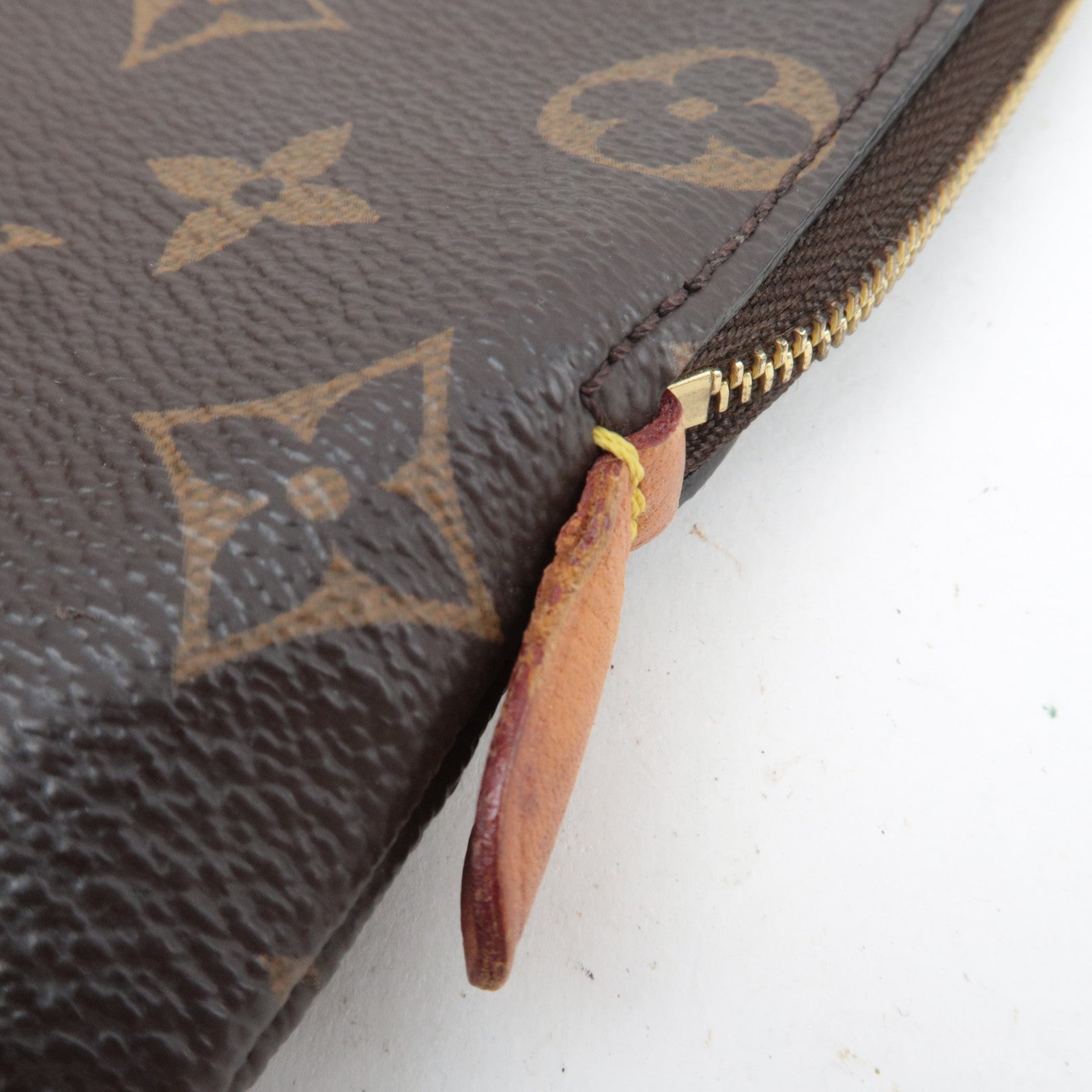 Louis Vuitton Monogram Etui Voyage MM Clutch Bag M44499