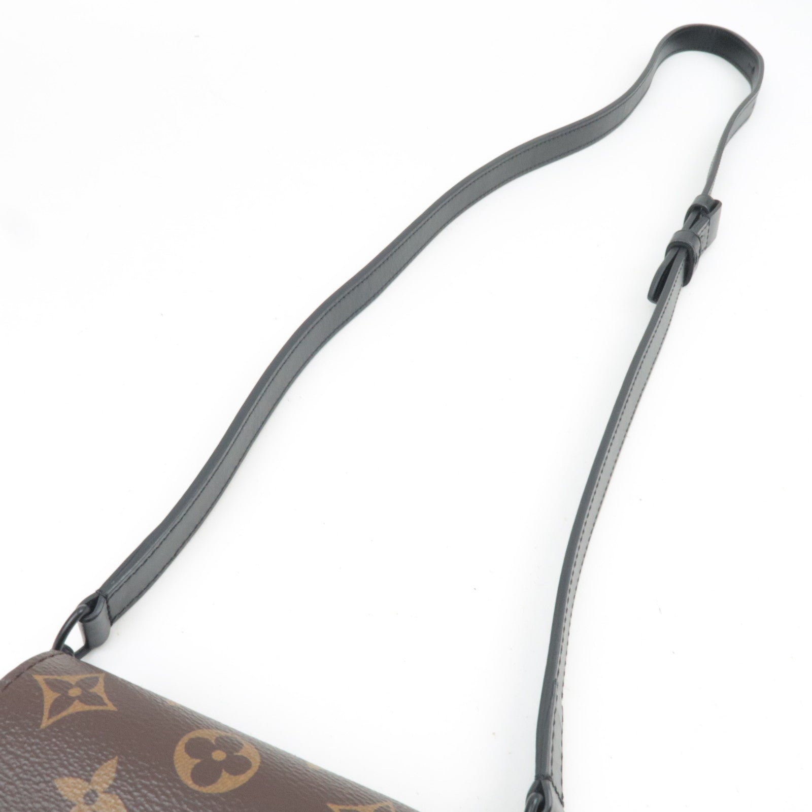 Louis Vuitton Monogram Macassar S Lock Vertical Wearable Wallet M81522