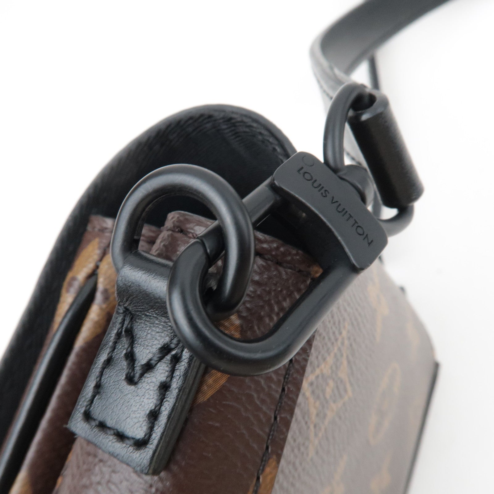 Louis Vuitton Monogram Macassar S Lock Vertical Wearable Wallet M81522