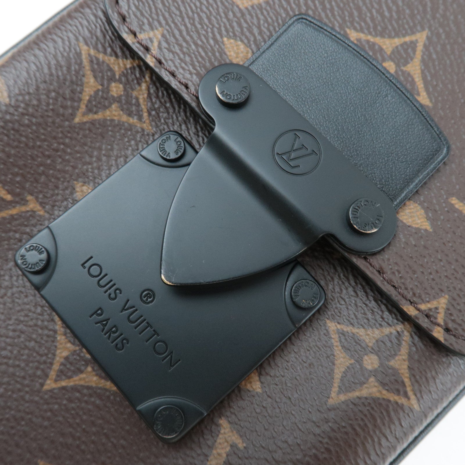 Louis Vuitton Monogram Macassar S Lock Vertical Wearable Wallet M81522