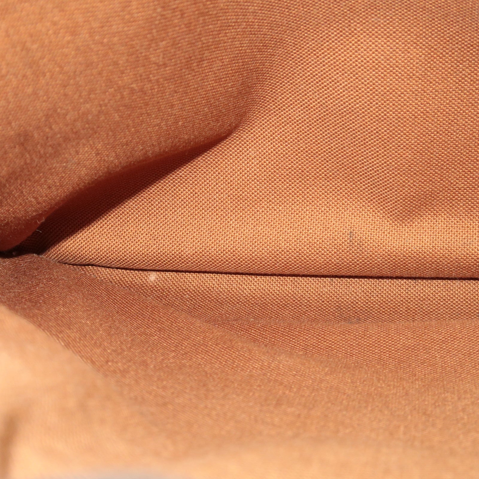 Louis Vuitton Monogram Pochette Valmy Shoulder Bag M40524