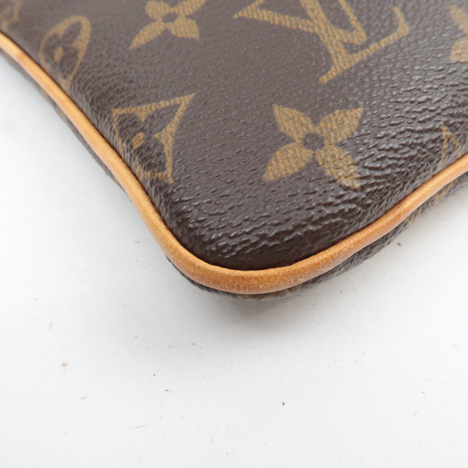 Louis Vuitton Monogram Pochette Valmy Shoulder Bag M40524