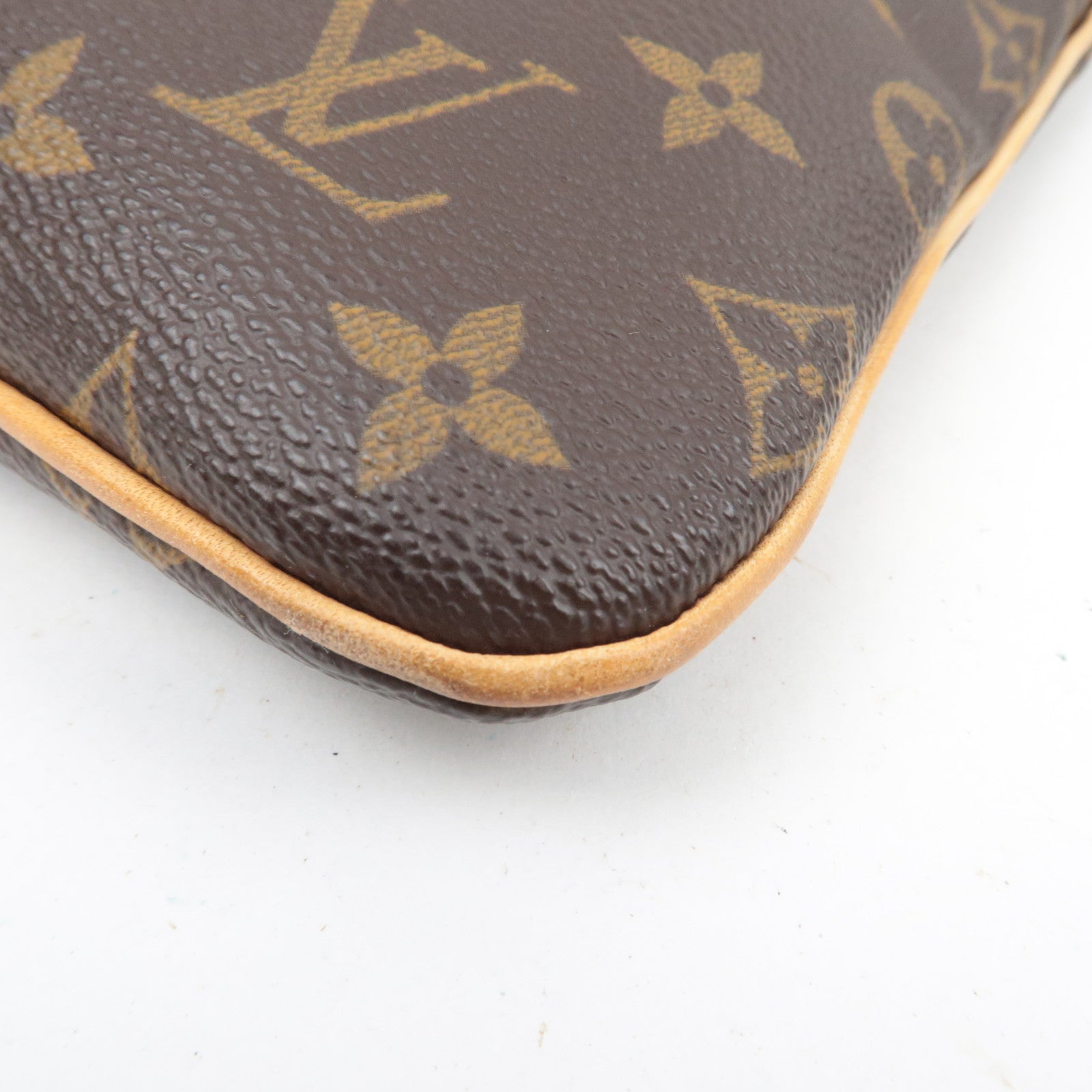 Louis Vuitton Monogram Pochette Valmy Shoulder Bag M40524