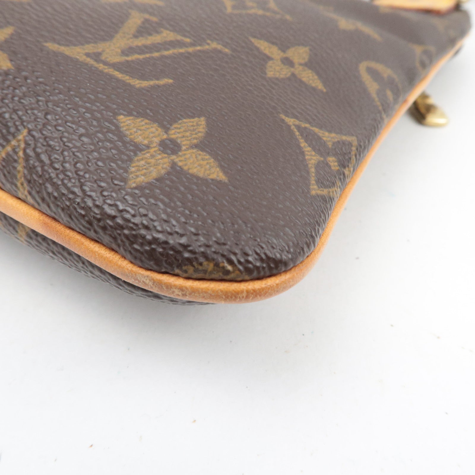 Louis Vuitton Monogram Pochette Valmy Shoulder Bag M40524