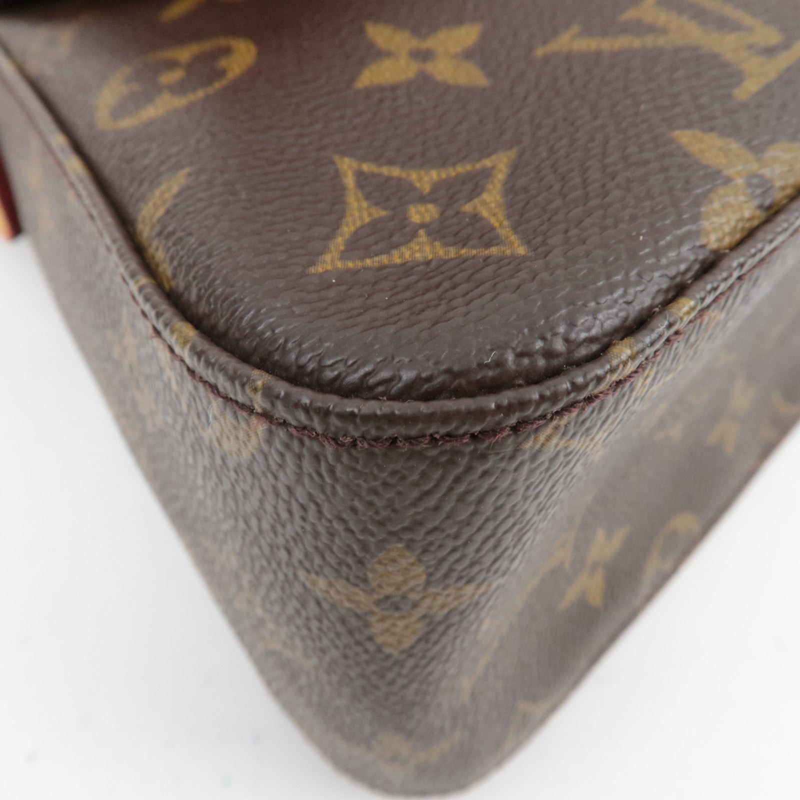 Louis Vuitton Monogram Mini Looping Shoulder Bag M51147