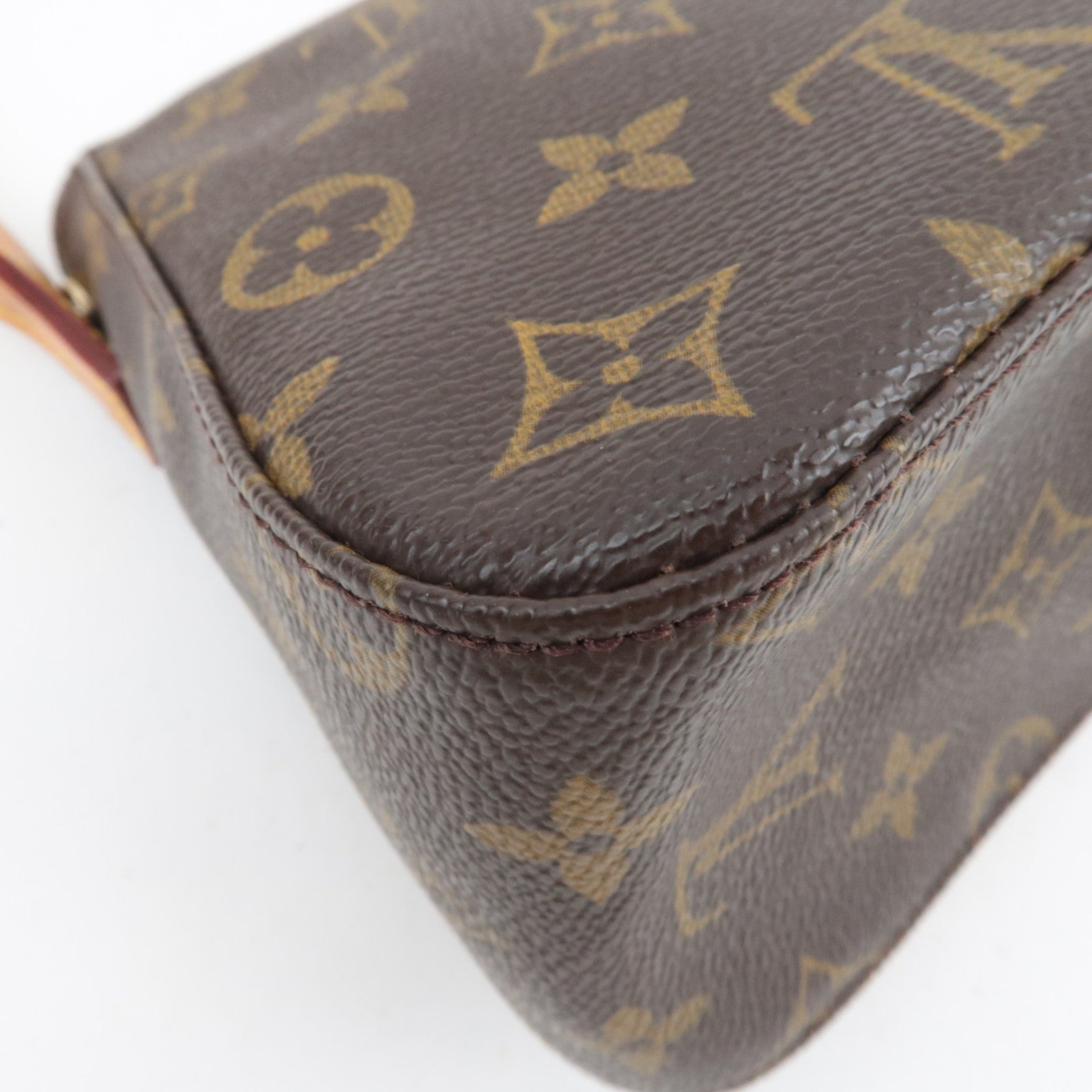 Louis Vuitton Monogram Mini Looping Shoulder Bag M51147