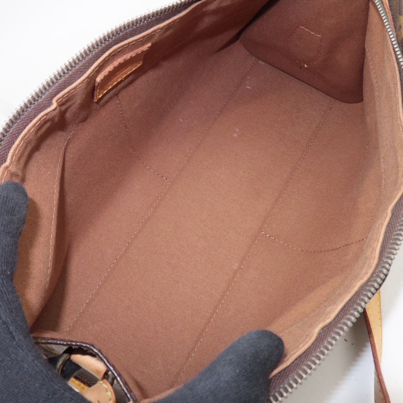 Louis Vuitton Monogram Popincourt Long Shoulder Bag M40008