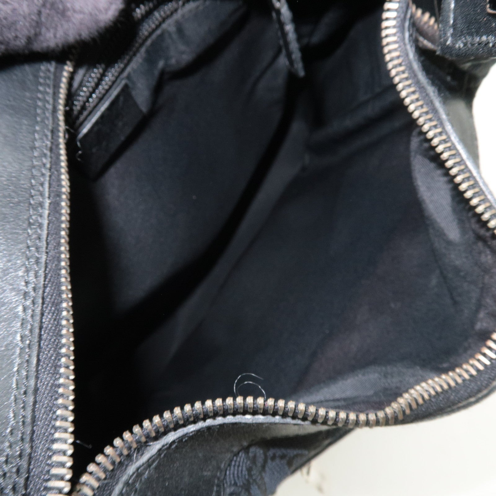 GUCCI Shoulder Bag GG Canvas Leather Black 019.0538