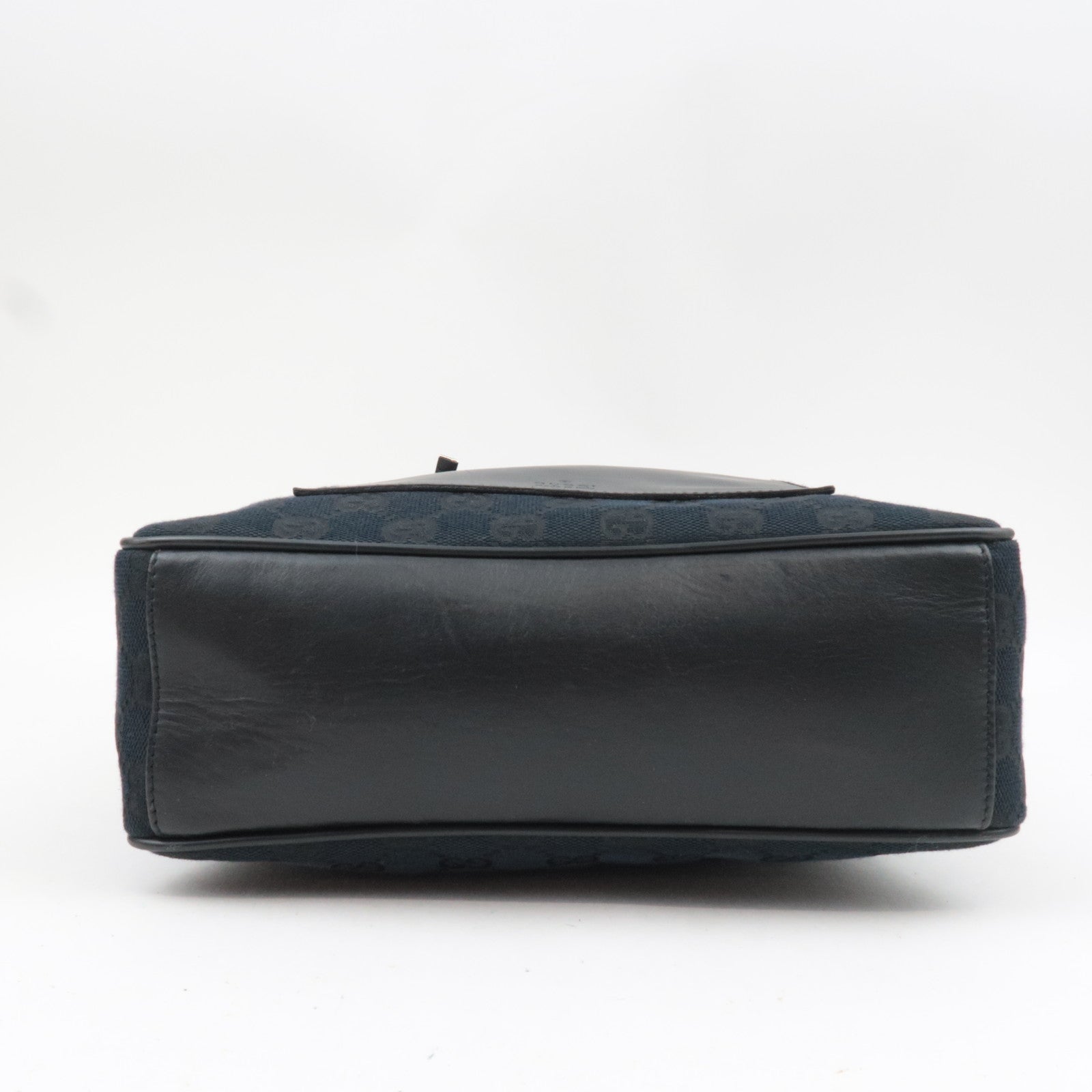 GUCCI Shoulder Bag GG Canvas Leather Black 019.0538