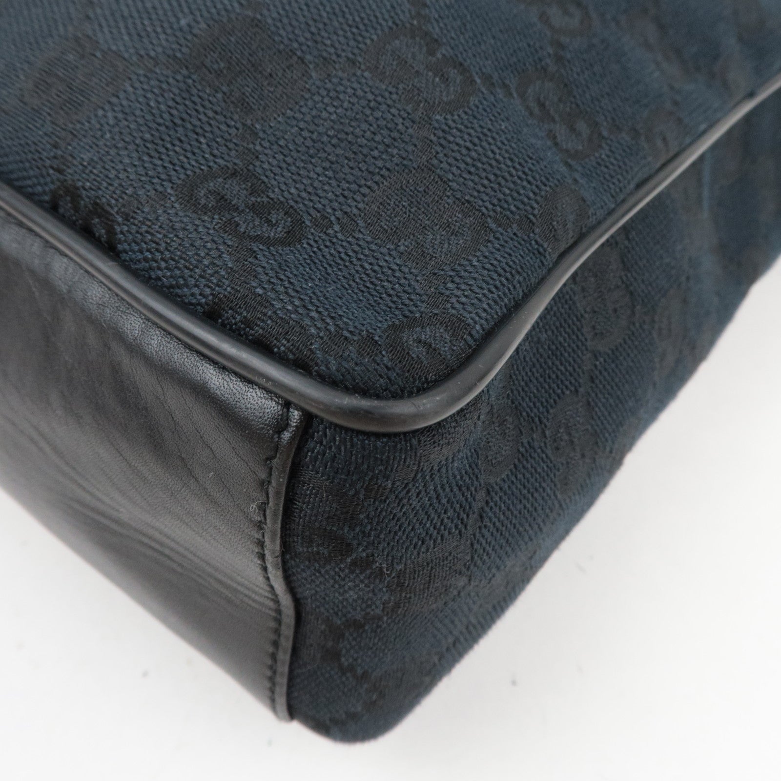 GUCCI Shoulder Bag GG Canvas Leather Black 019.0538