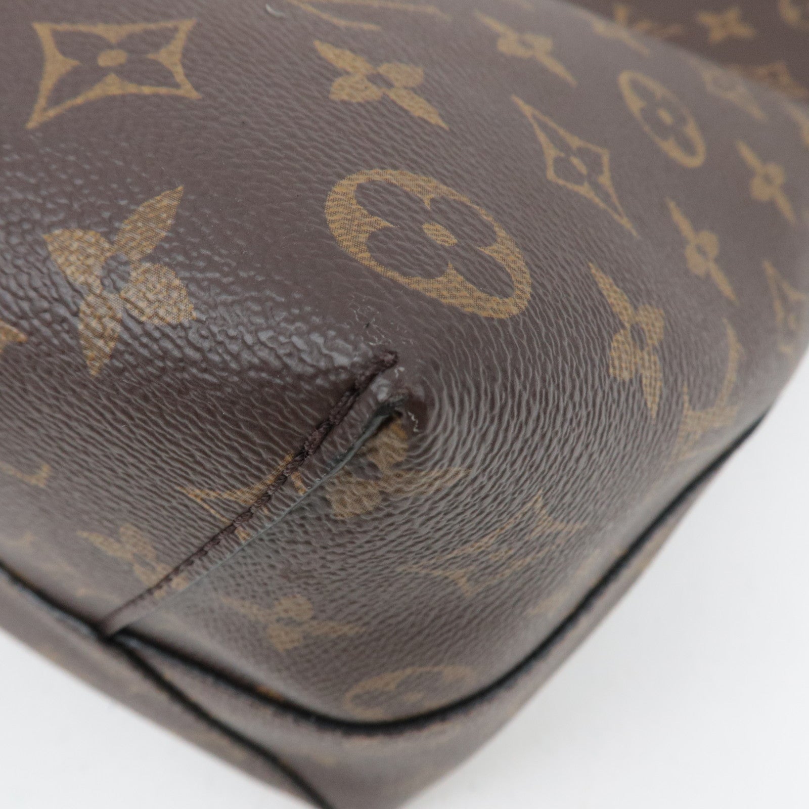 Louis Vuitton Monogram Flower Hobo Shoulder Bag Bordeaux M43547 *Clochette, Key Lock