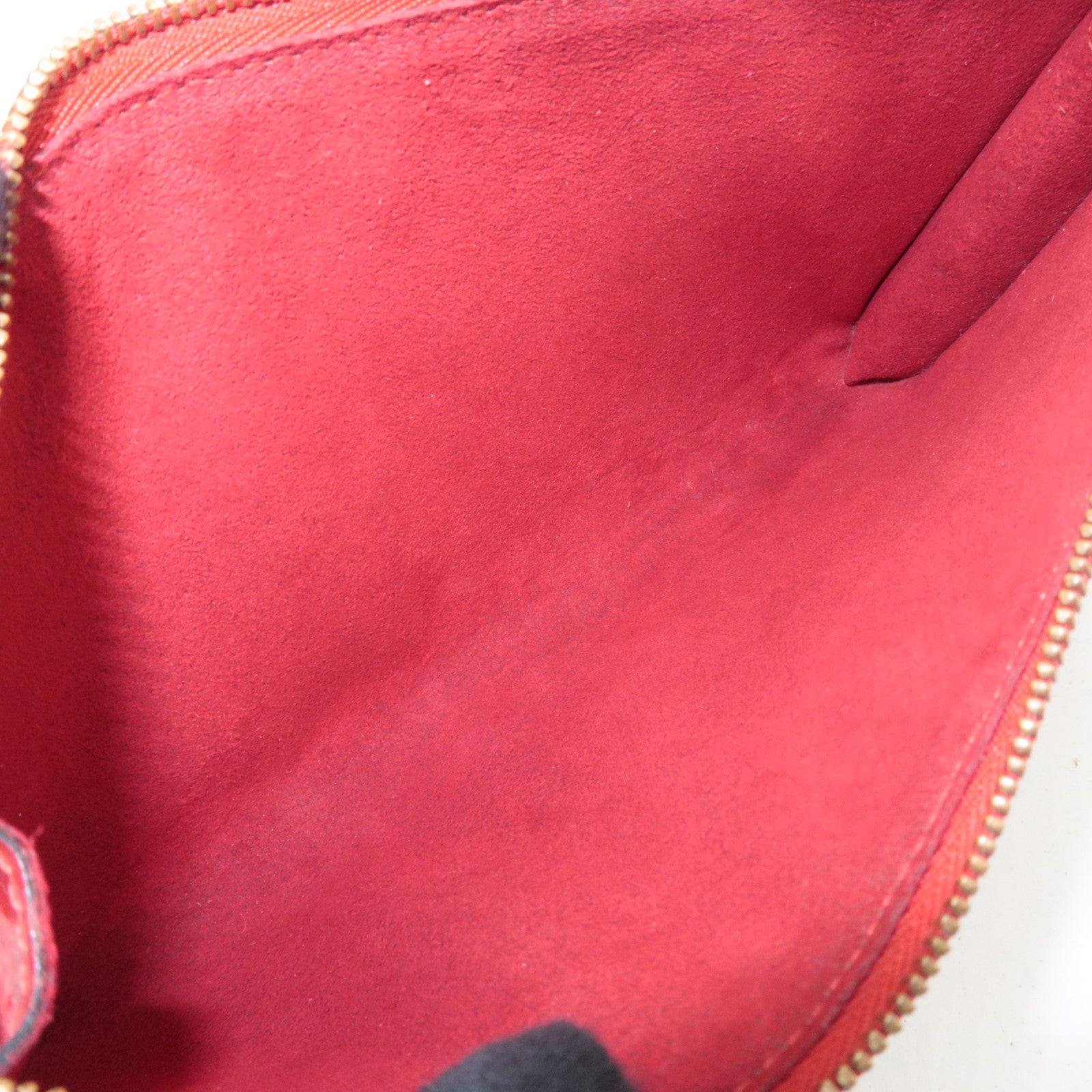 Louis Vuitton Epi Pochette Accessoires Handbag Castilian Red M52947