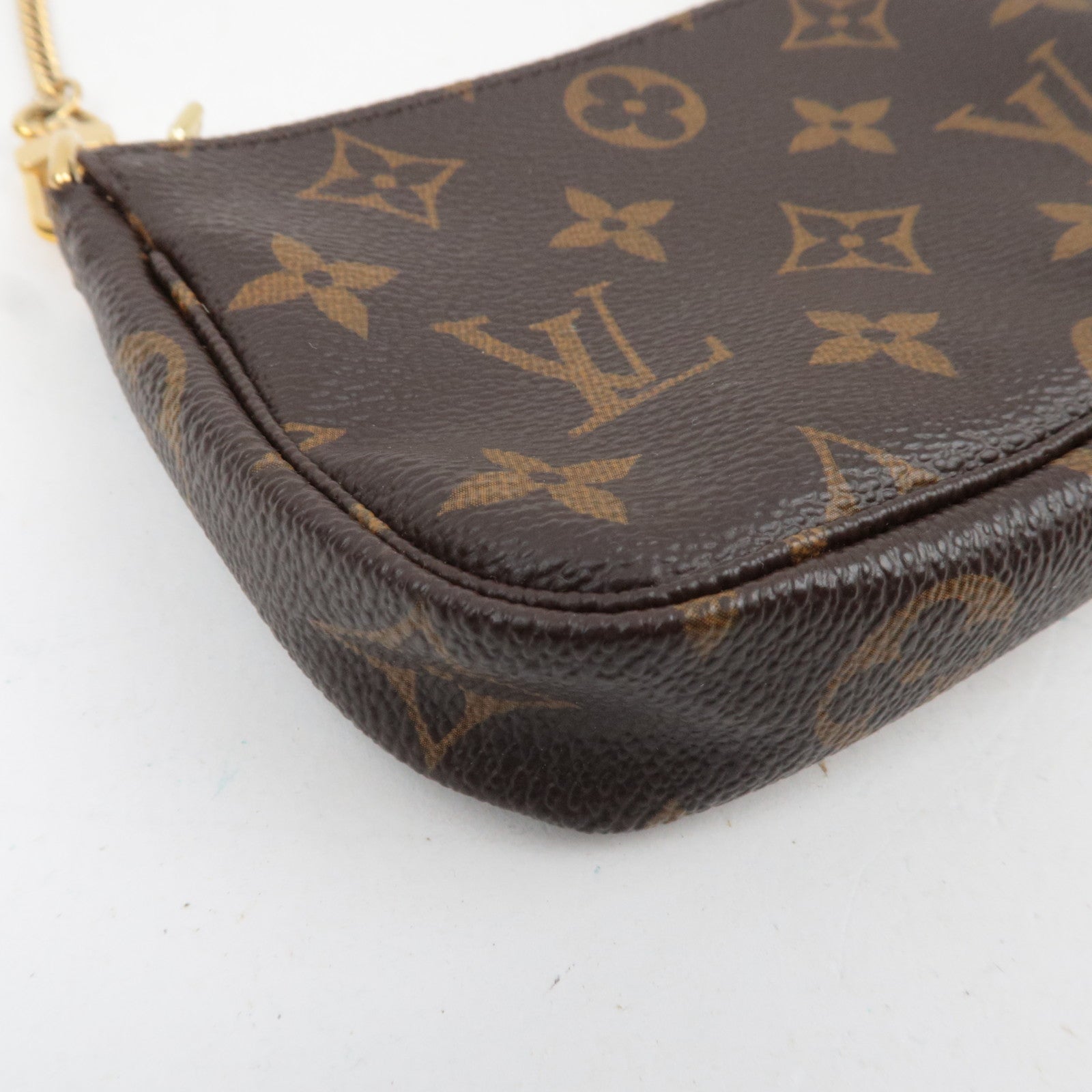 Louis Vuitton Monogram Mini Pochette Accessoires Mini Bag M58009