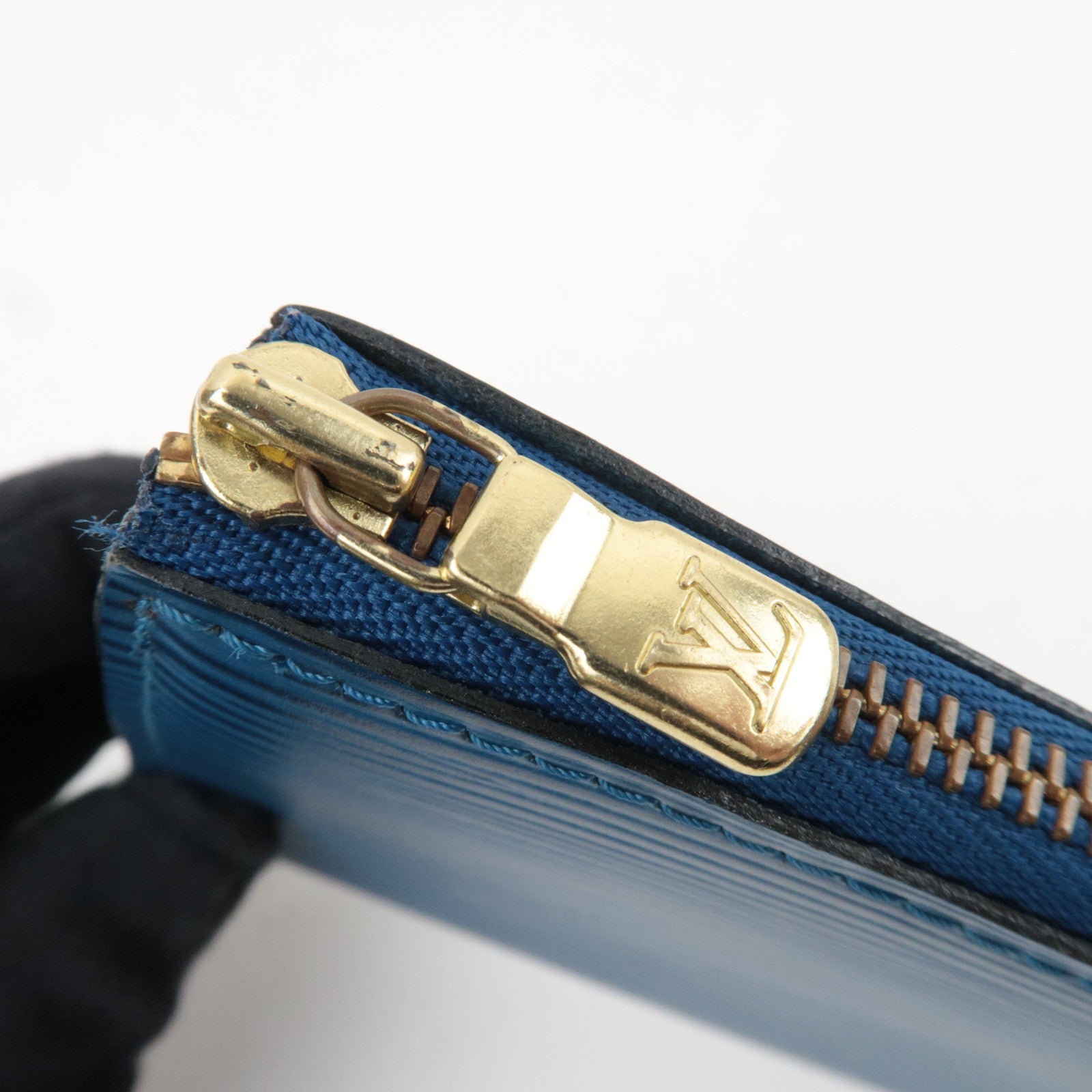 Louis Vuitton Epi Pochette Accessoires Handbag Toledo Blue M52945