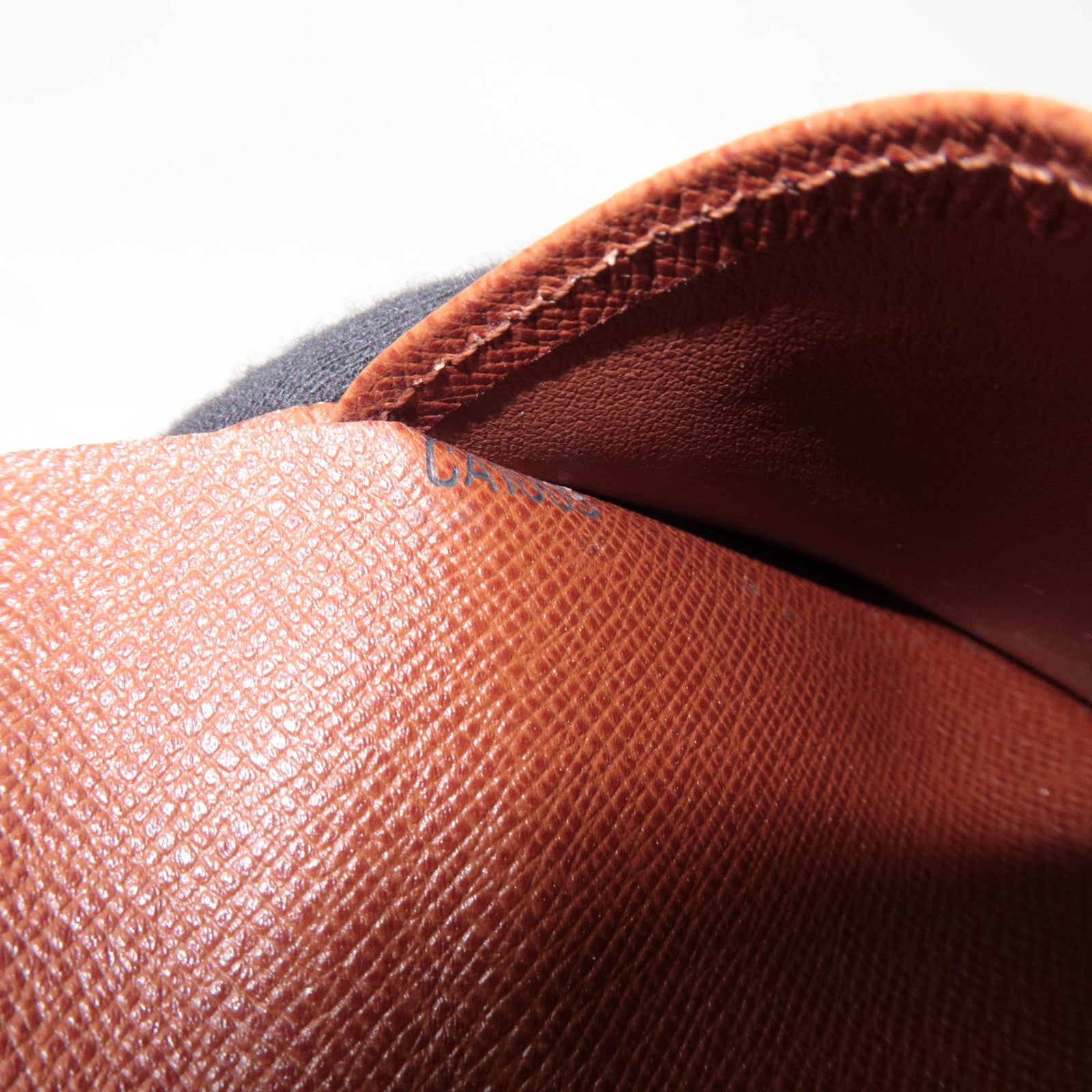 Louis Vuitton Monogram Porte Monnaie Billets Viennois Wallet M61663