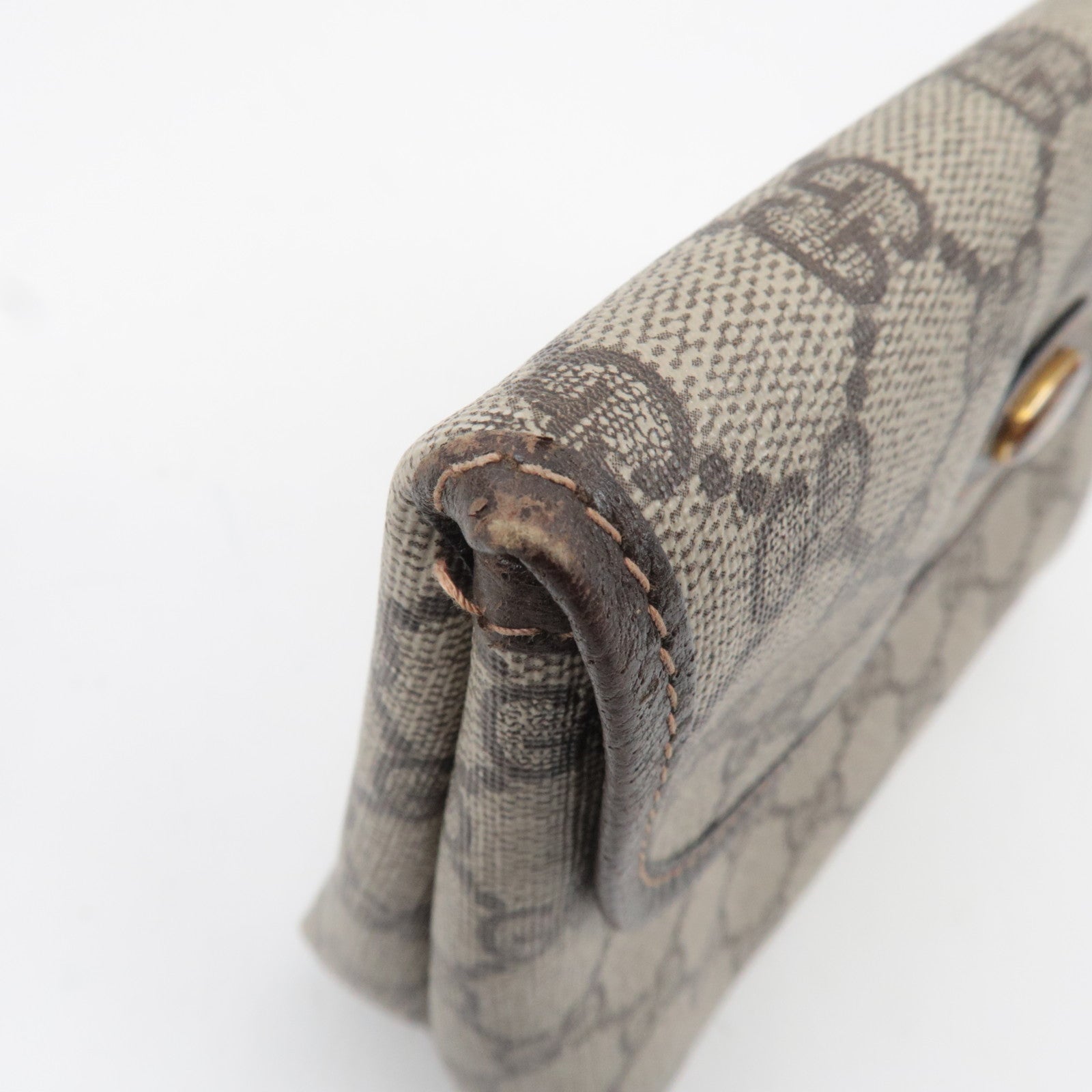 GUCCI Old Gucci Pouch GG Plus Leather Beige 039.4494.39