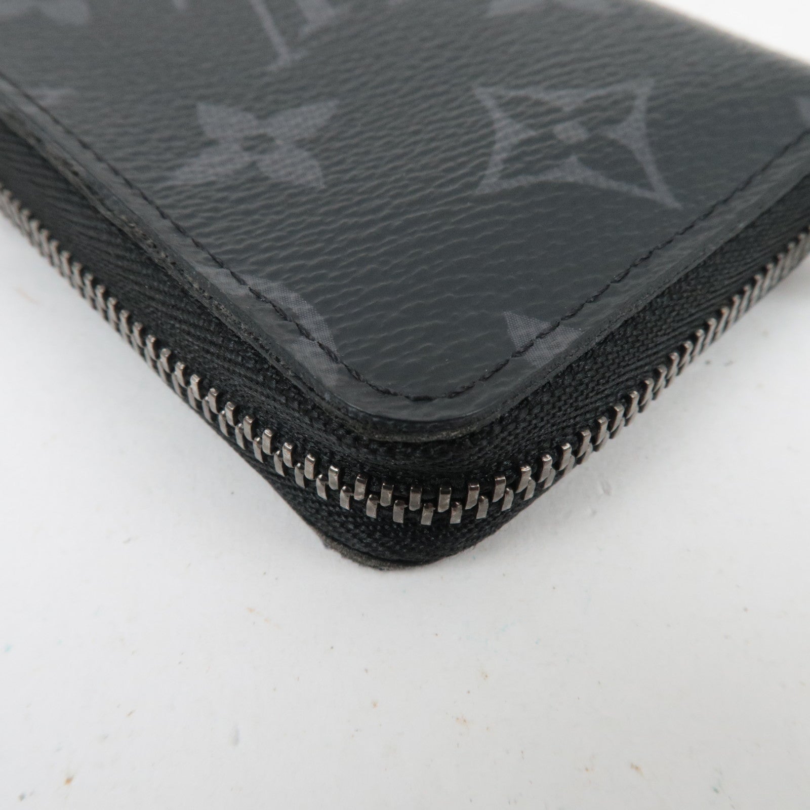 Louis Vuitton Monogram Eclipse Zippy Coin Purse Vertical M81662 *Box, Dust bag