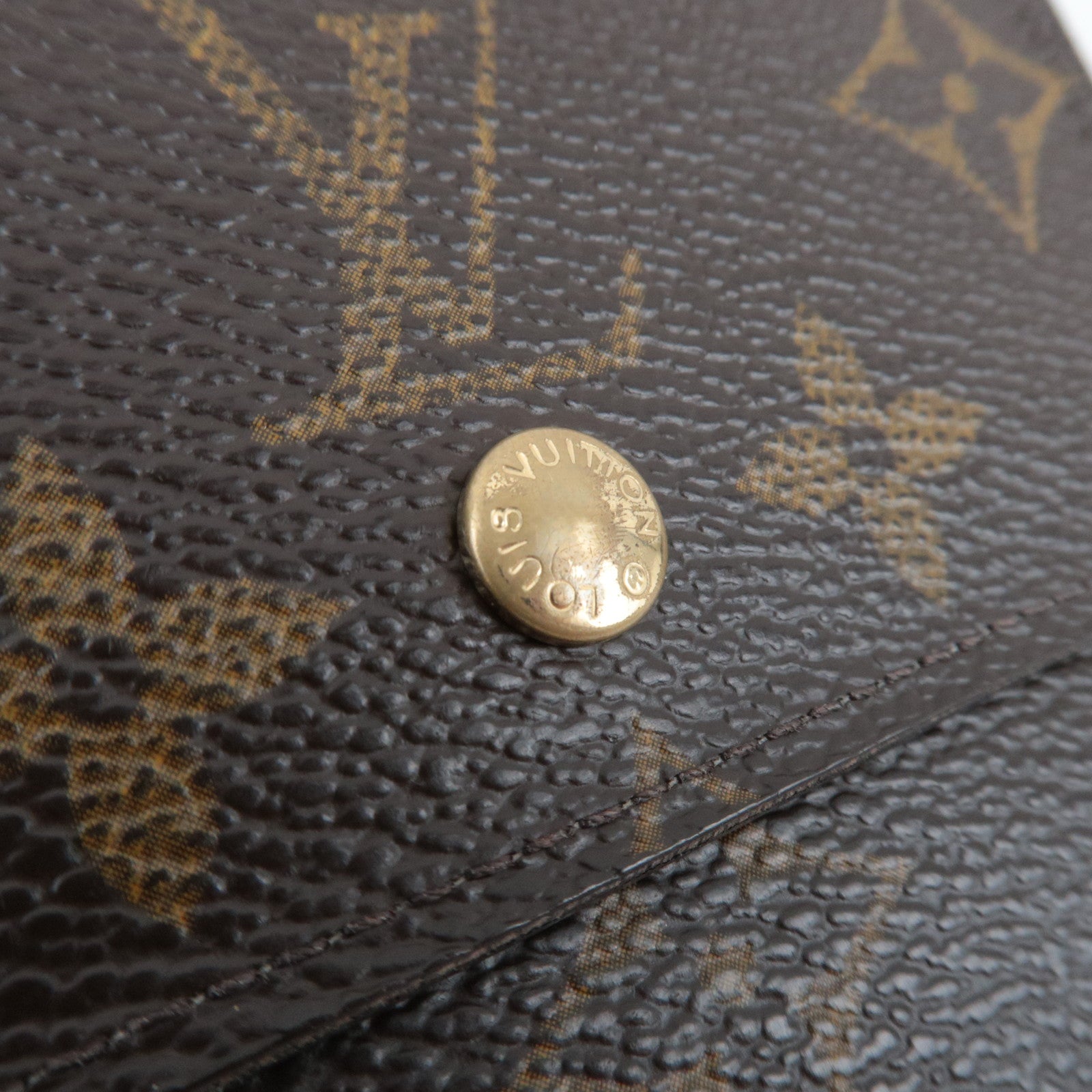 Louis Vuitton Monogram Porte Monnaie Carte Credit Trifold Wallet M61652