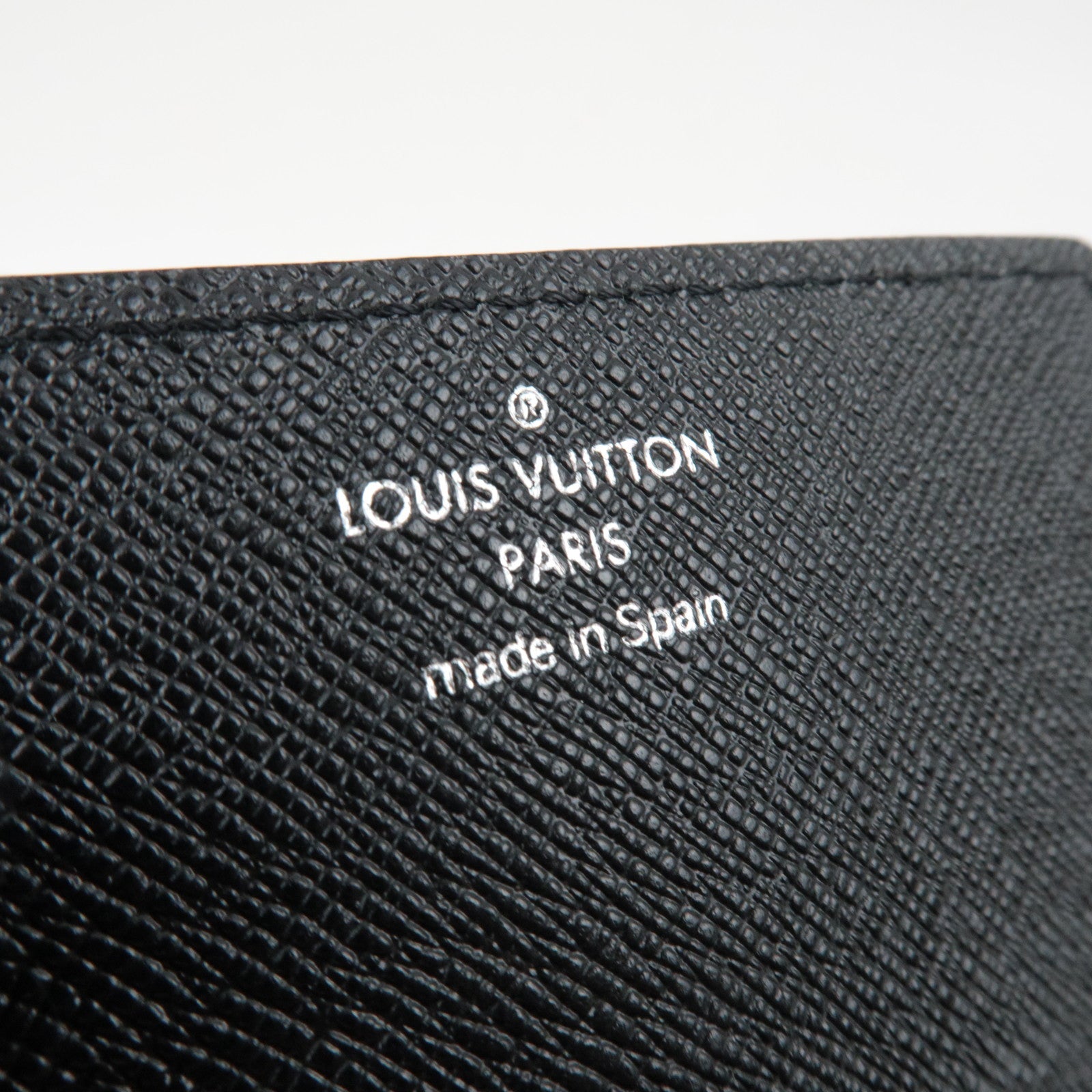 Louis Vuitton Taiga Envelope Carte De Visite Card Case Ardoise M30922
