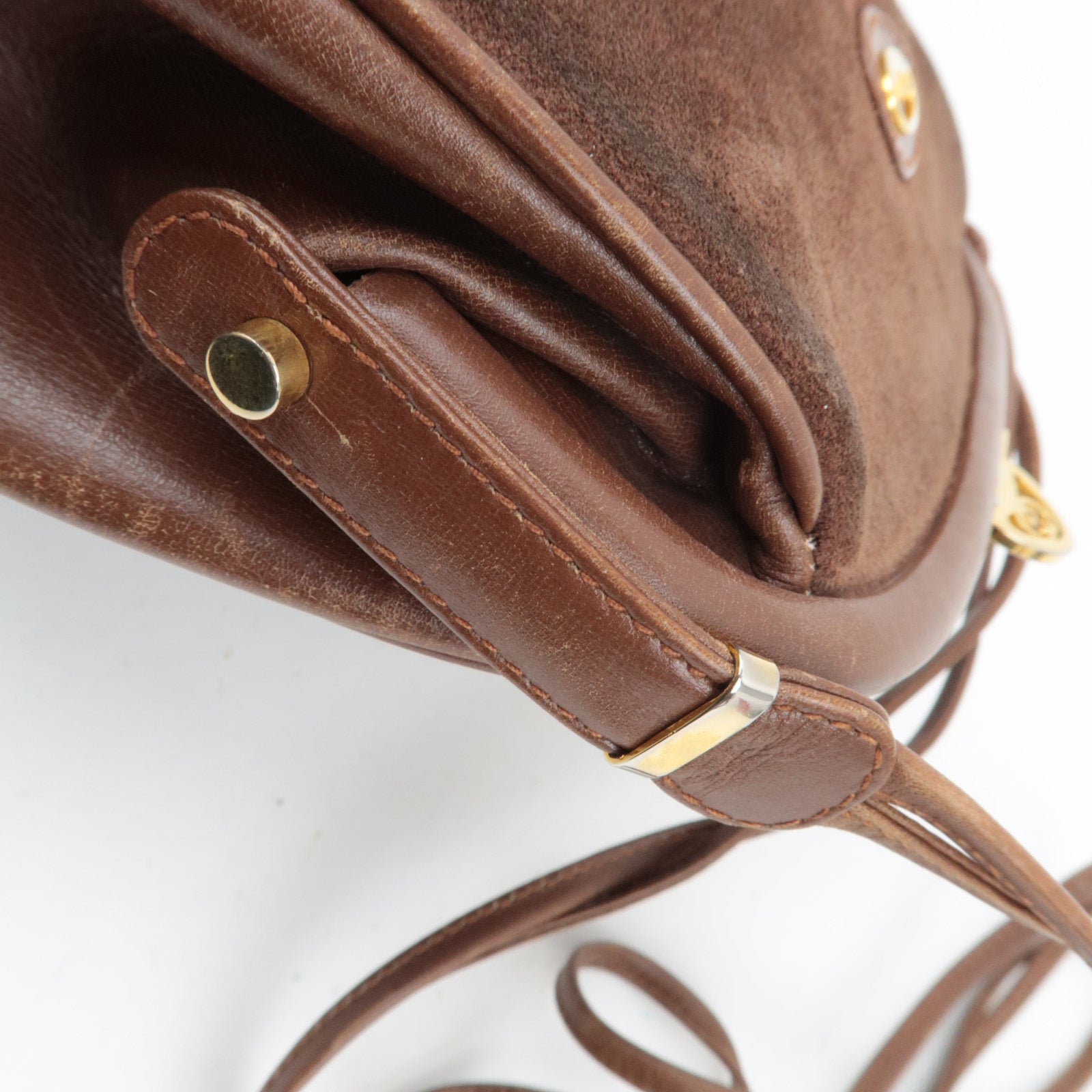 GUCCI Old Gucci Kiss Lock Suede Shoulder Bag Brown