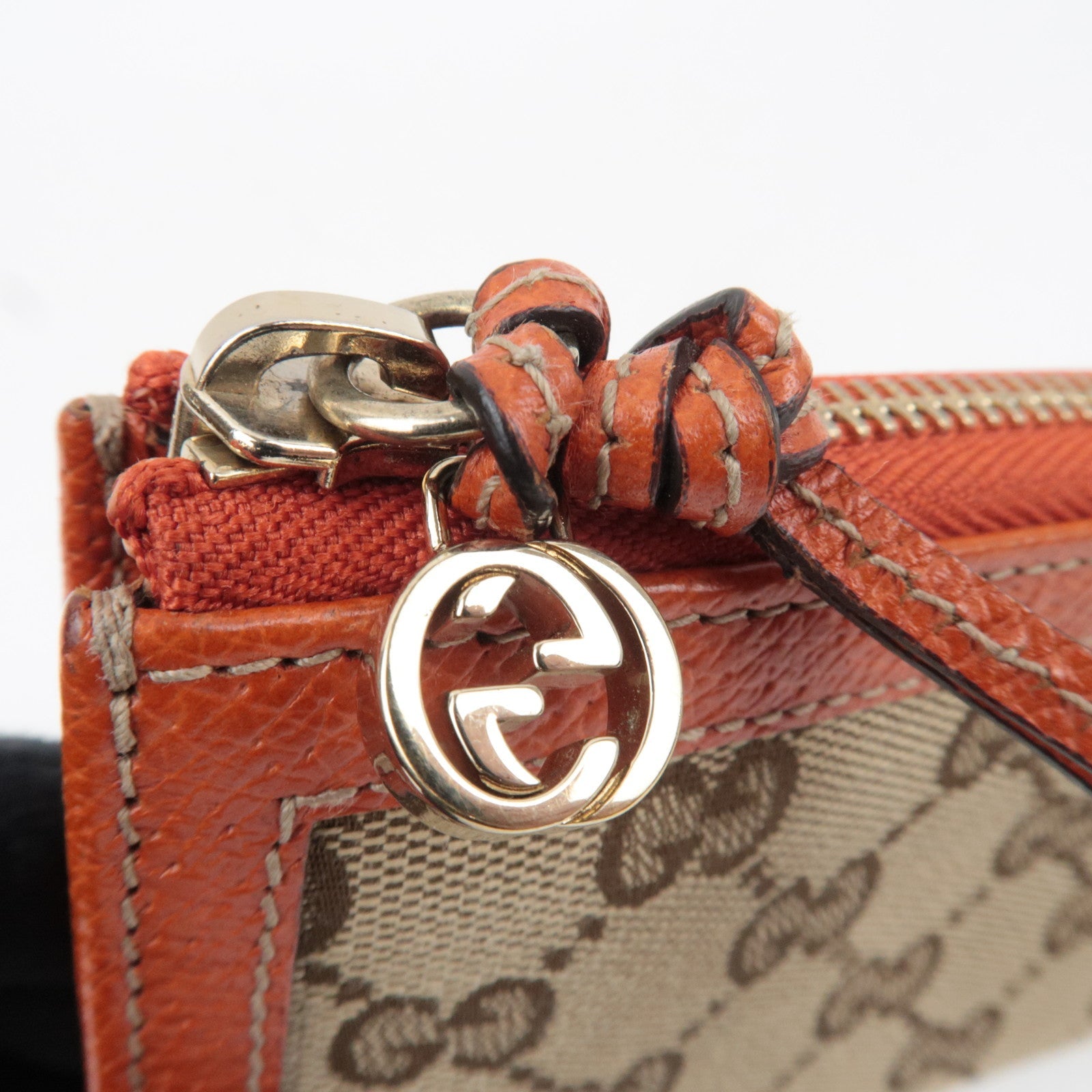 GUCCI GG Canvas Round Zipper Long Wallet Beige 323403