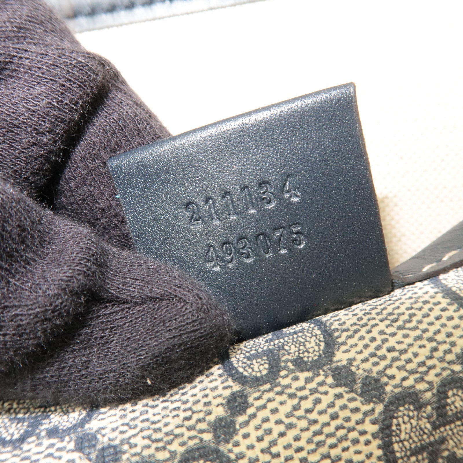 GUCCI GG Supreme Leather Tote Bag Beige Navy 211134