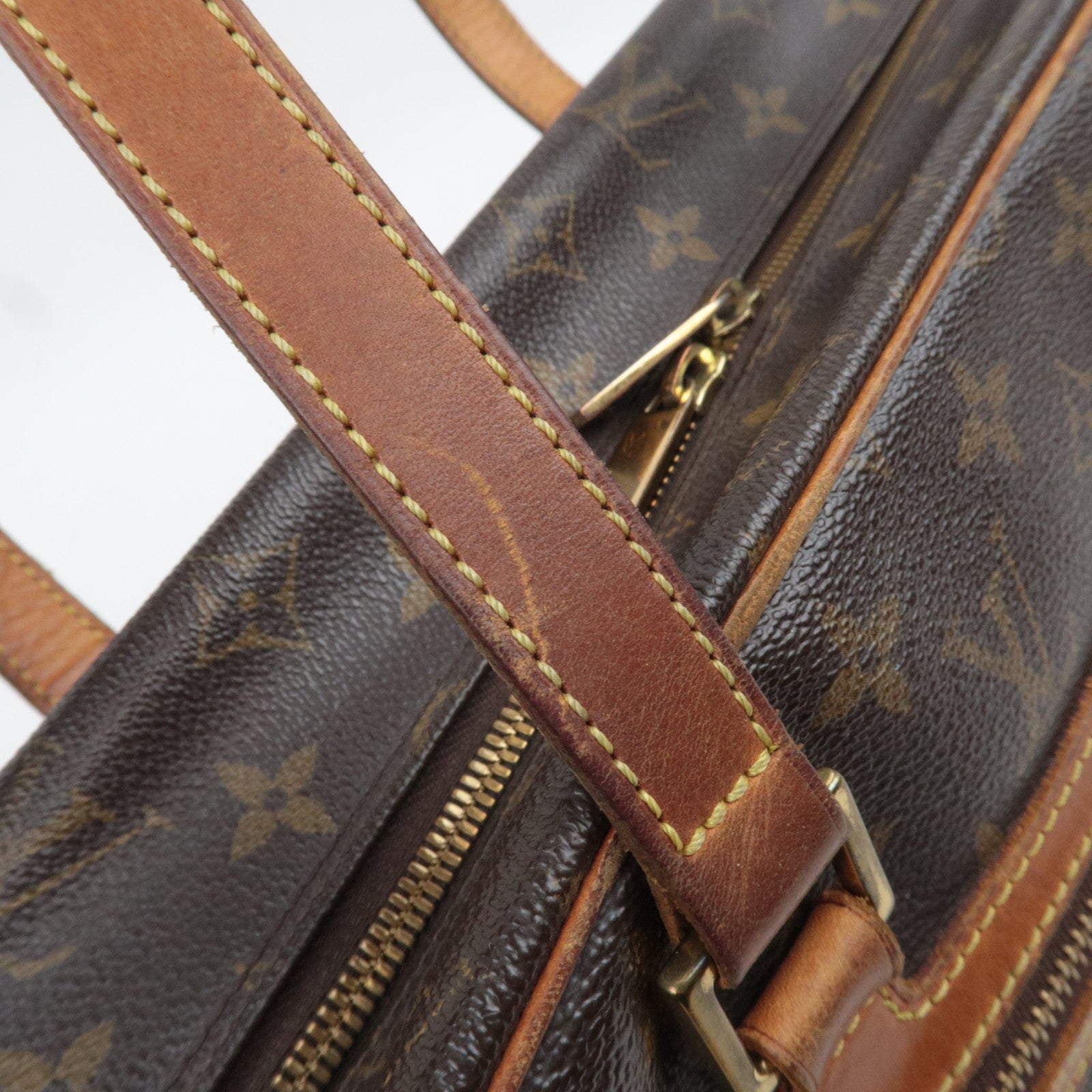 Louis Vuitton Monogram Cite GM Shoulder Bag M51181