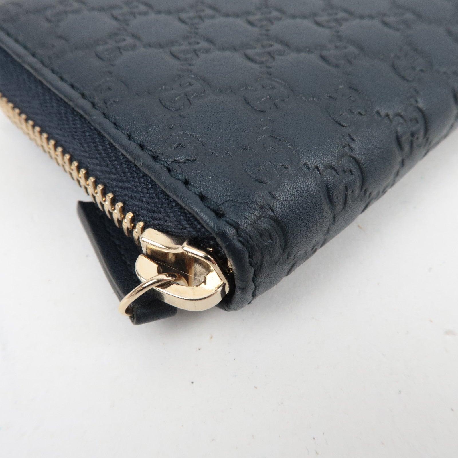 GUCCI Micro Guccissima Leather Coin Case Navy 255452