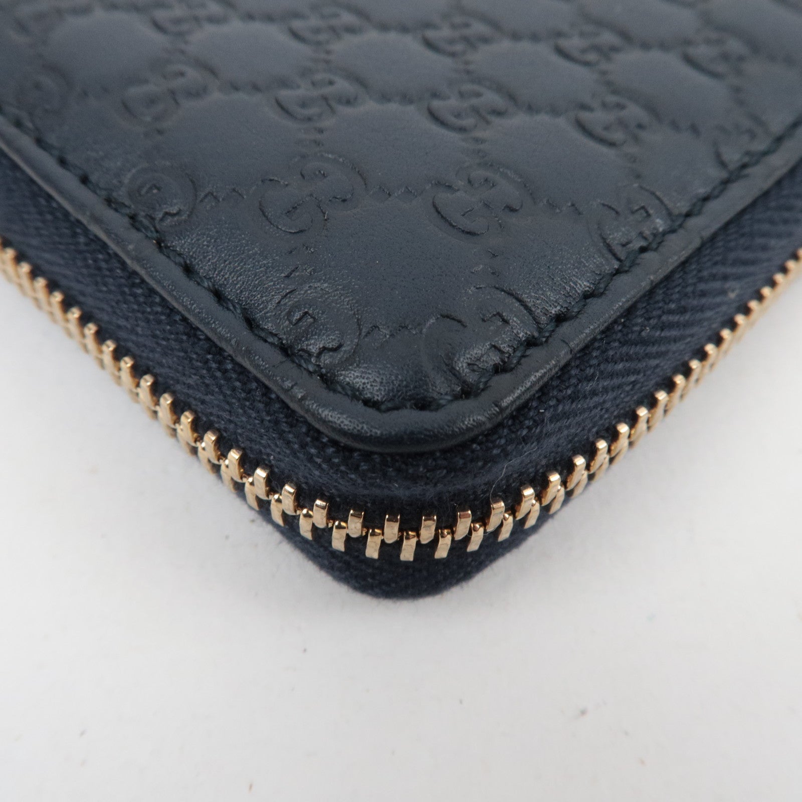 GUCCI Micro Guccissima Leather Coin Case Navy 255452