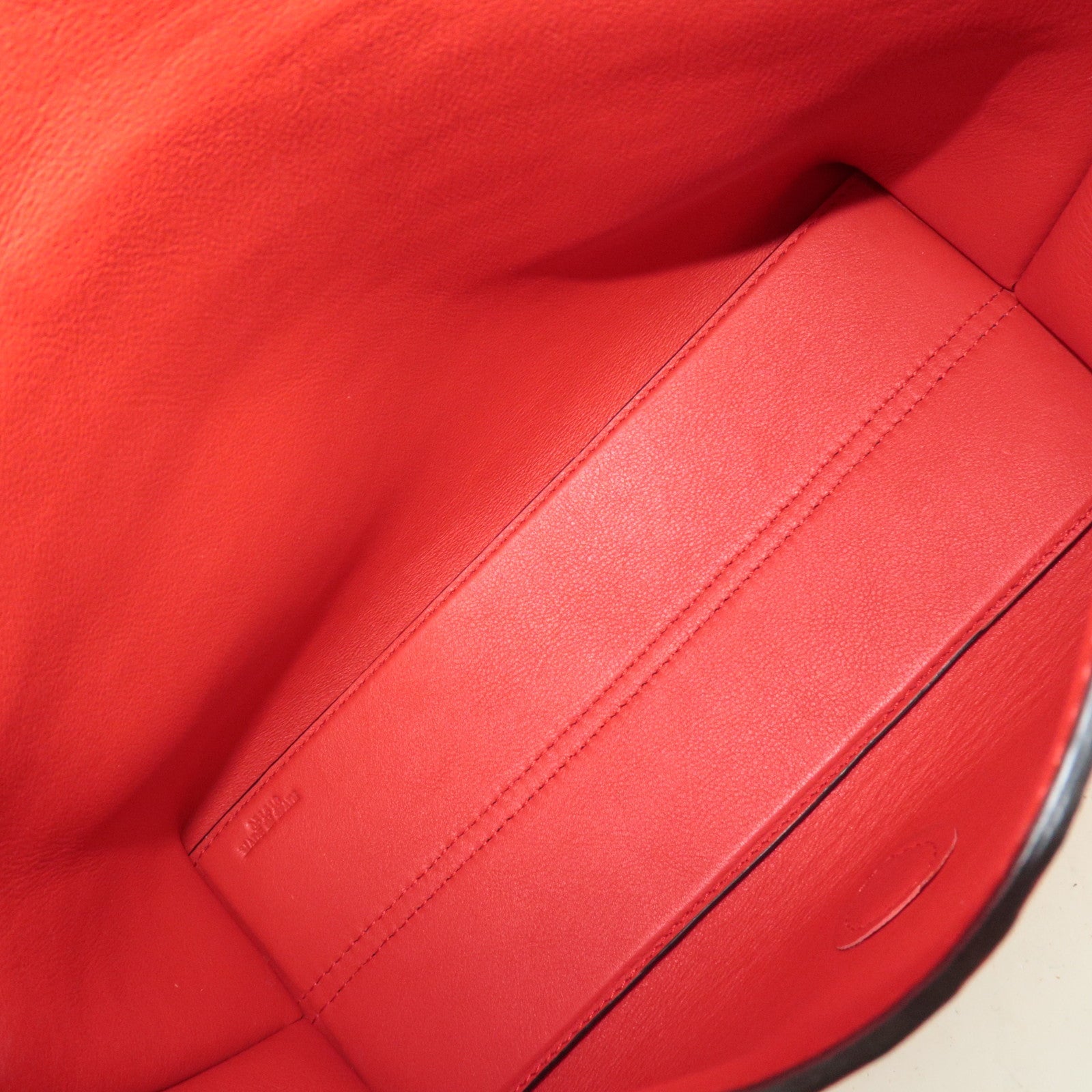 LOEWE Anagram Avenue Leather Chain Shoulder Bag Red