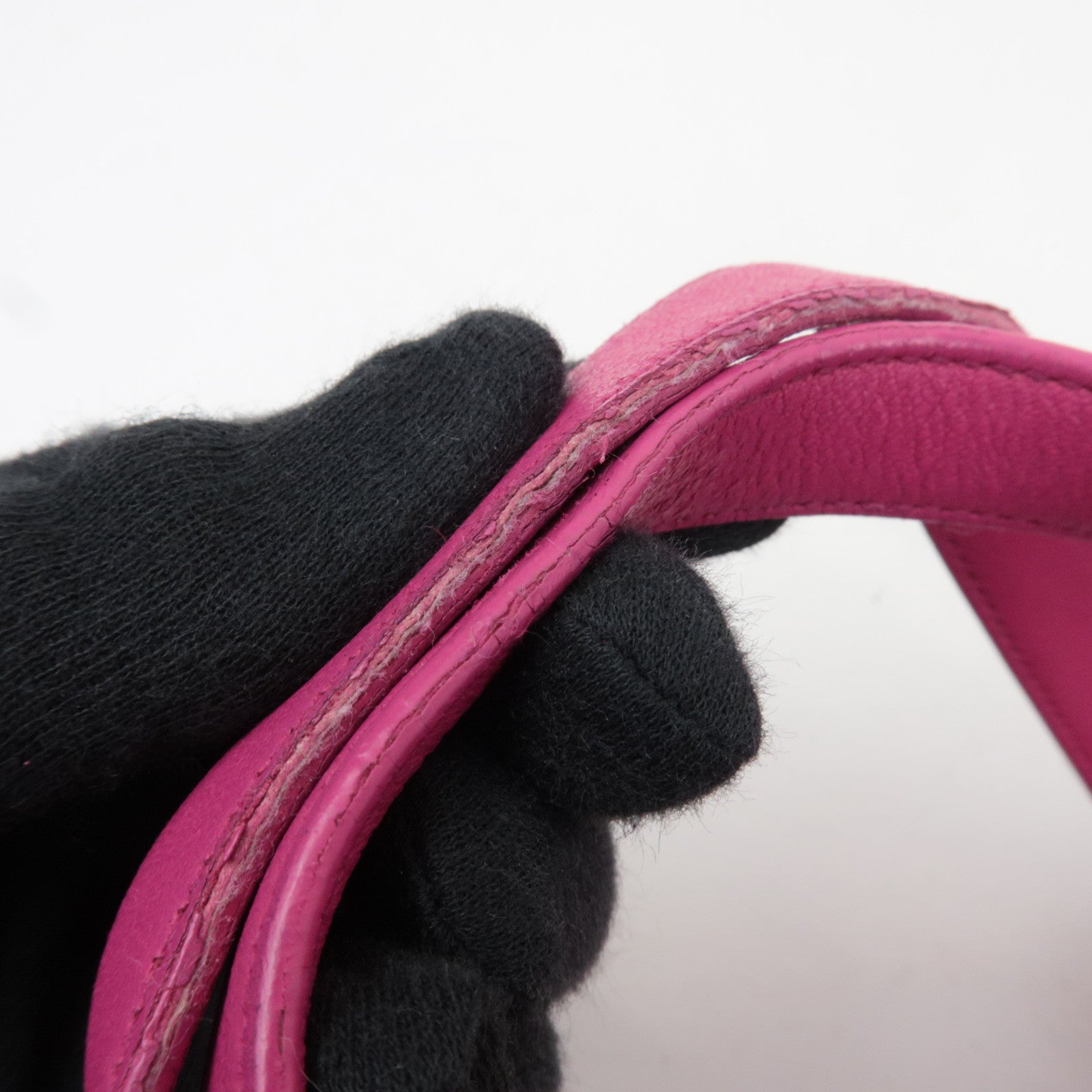 BOTTEGA VENETA Intrecciato Leather Montaigne Shoulder Bag in Pink