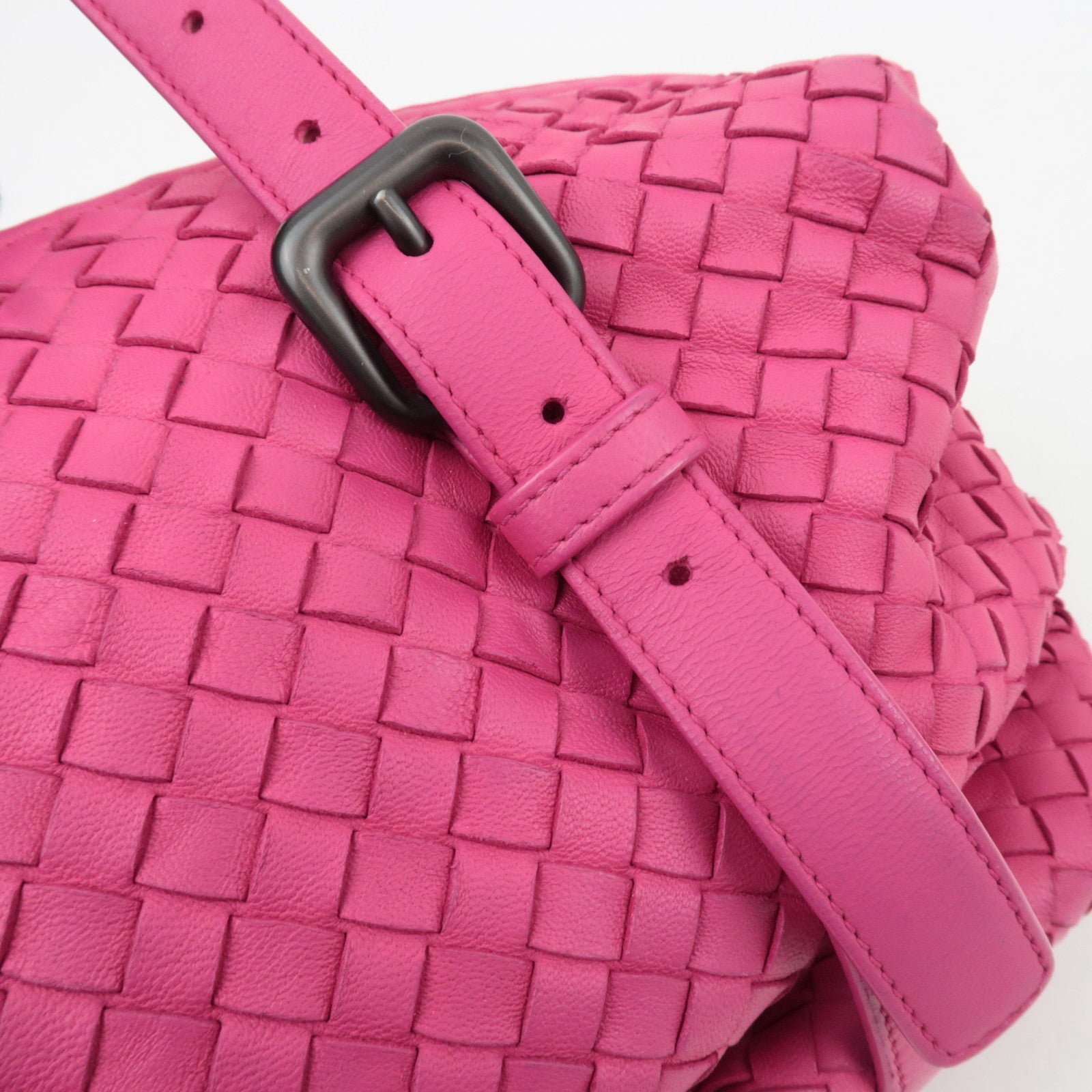 BOTTEGA VENETA Intrecciato Leather Montaigne Shoulder Bag in Pink