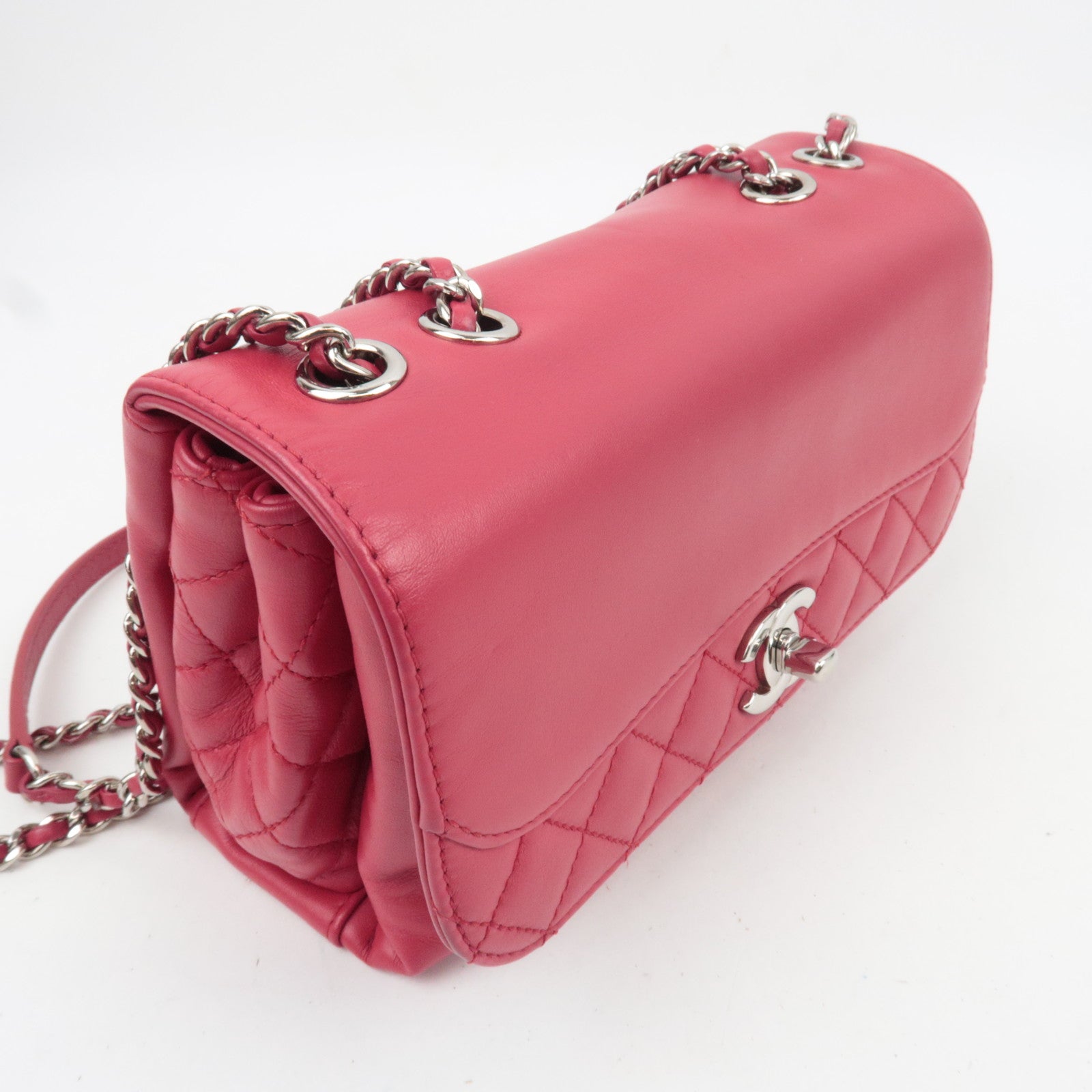 CHANEL Matelasse Chain Shoulder Bag Lambskin Pink